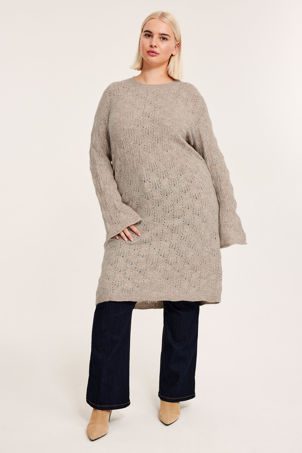 Stickad klänning - Melerad beige - 3