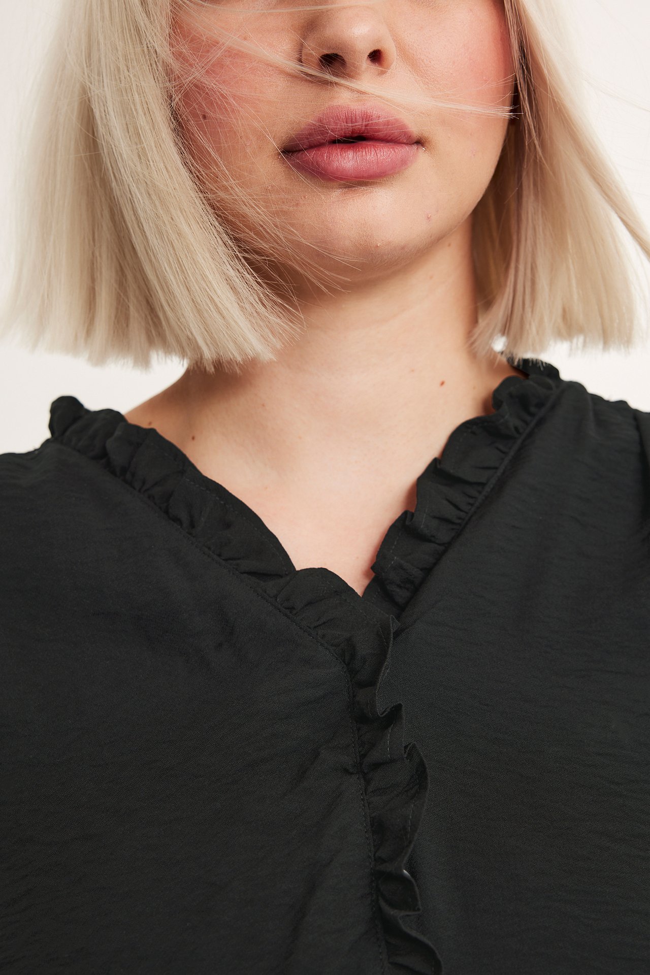 Bluse - Svart - 4