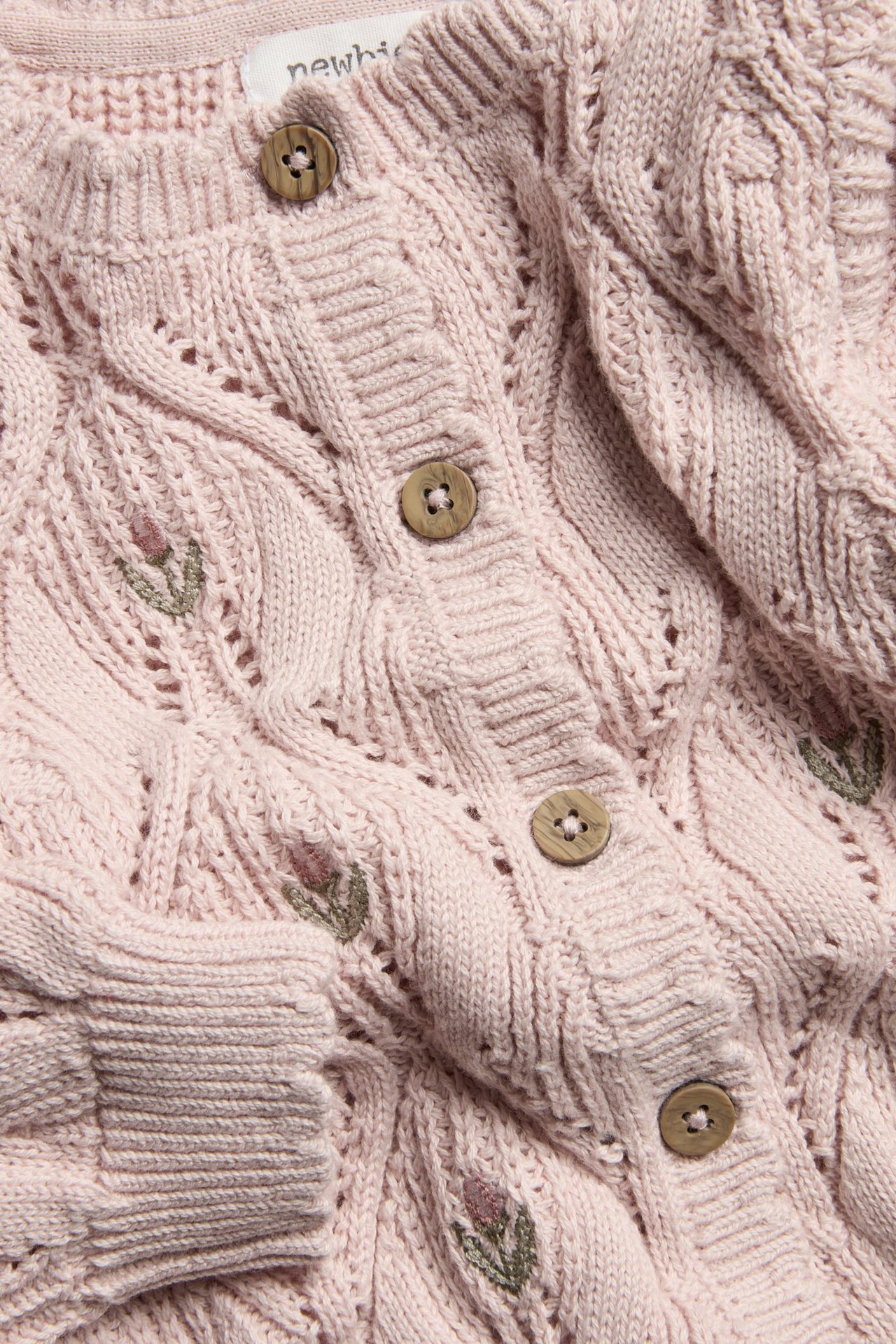 Cardigan med broderte blomster