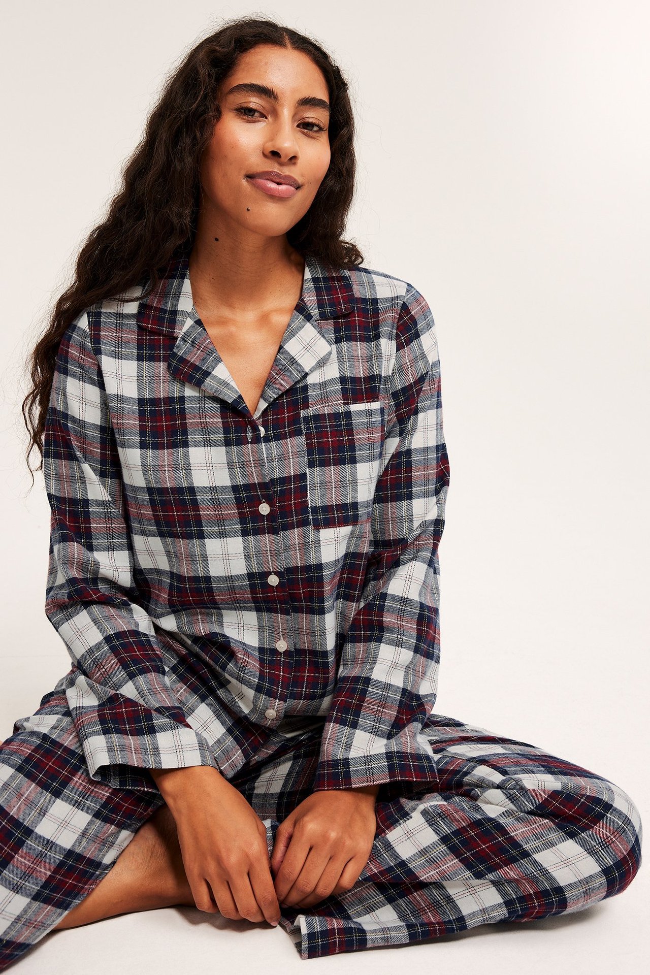 Rutete flanellpyjamas dame
