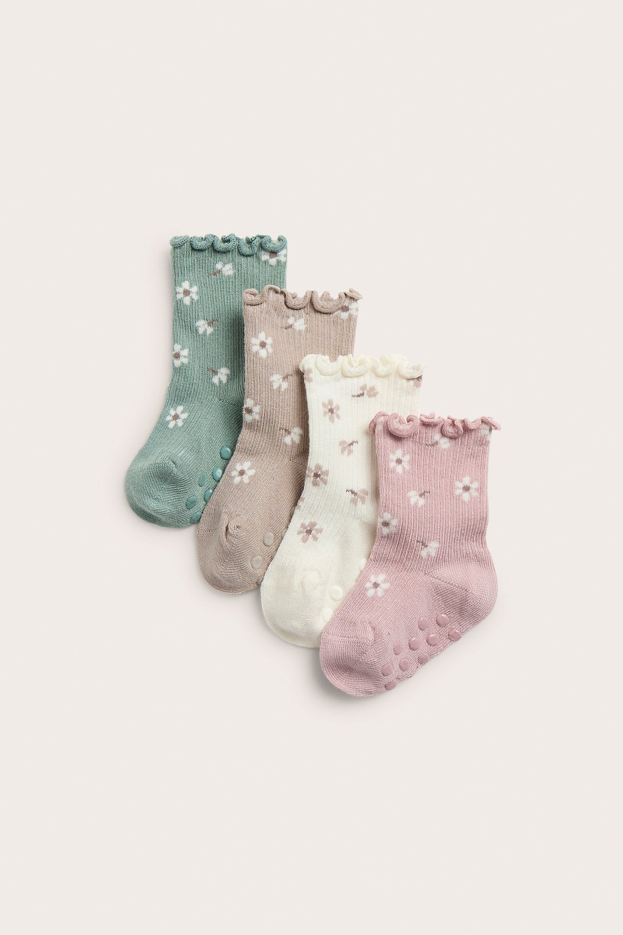 Ribbade strumpor 4-pack