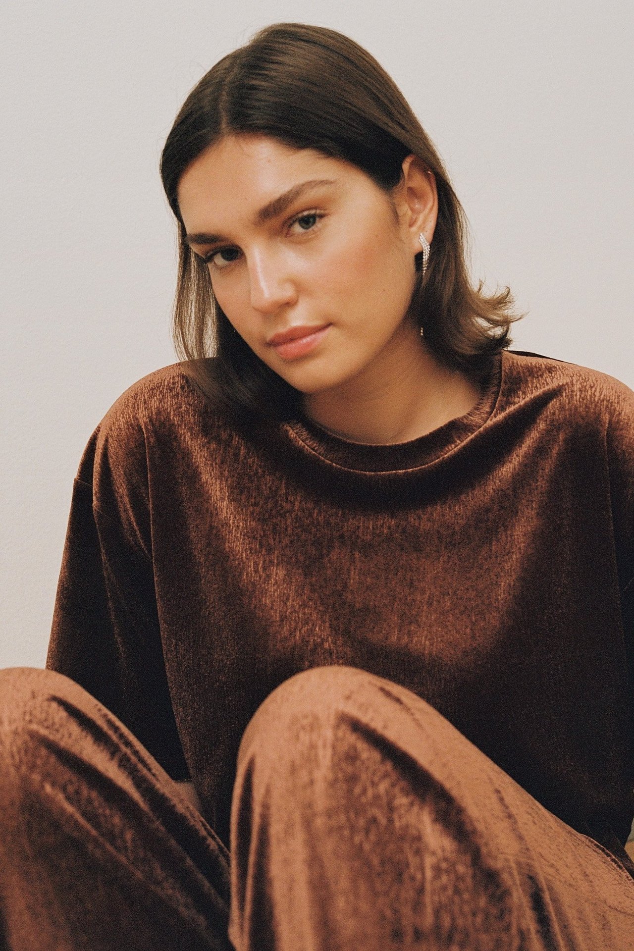 Sweter z krótkimi rękawami, z weluru