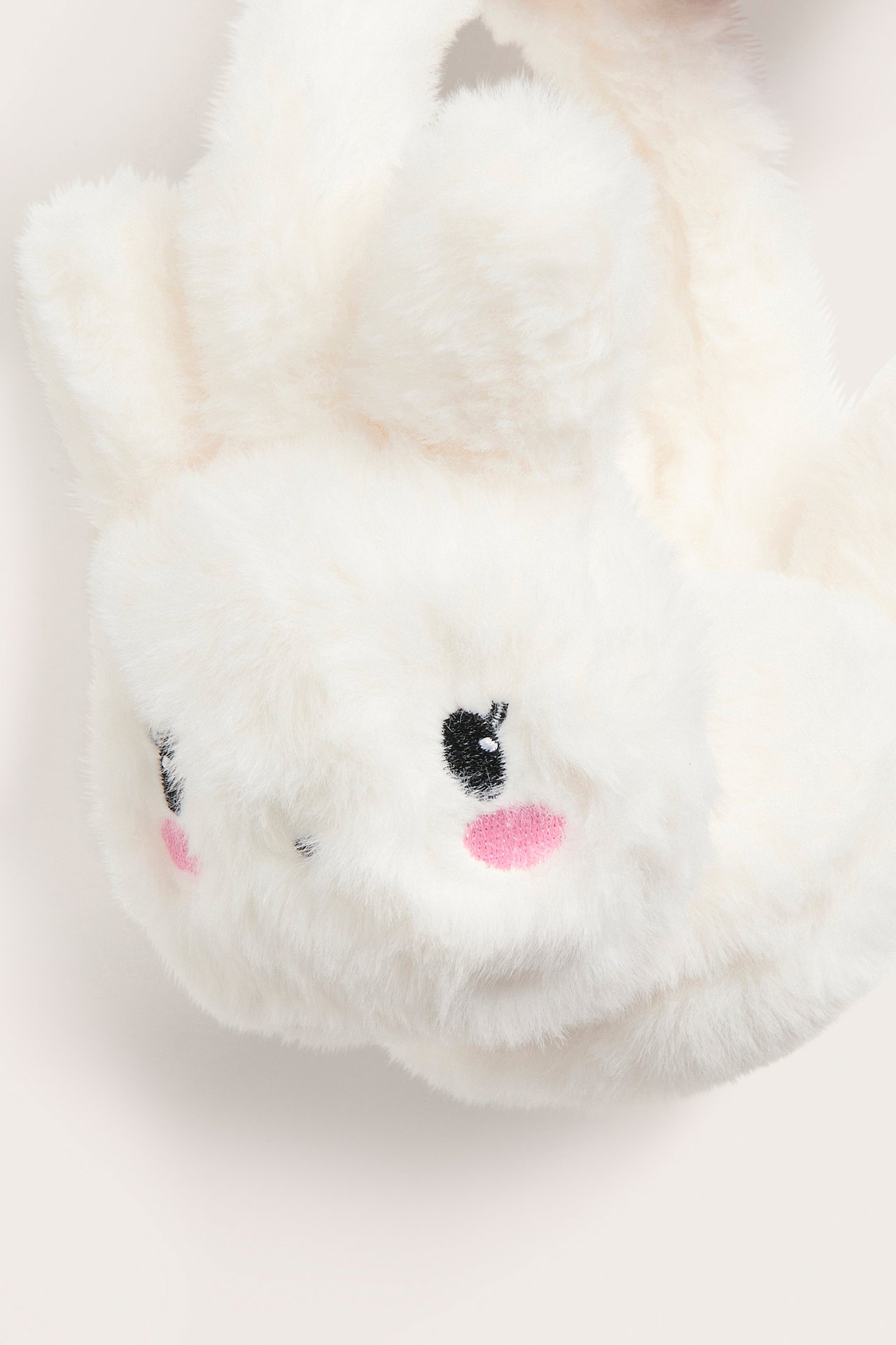 Fluffy ørevarmere kanin