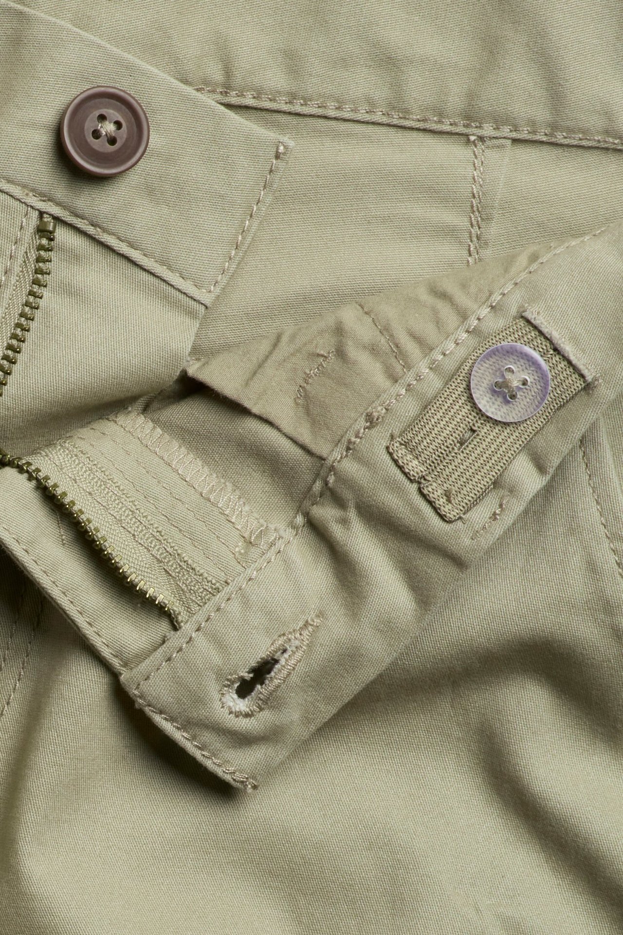 Chinos