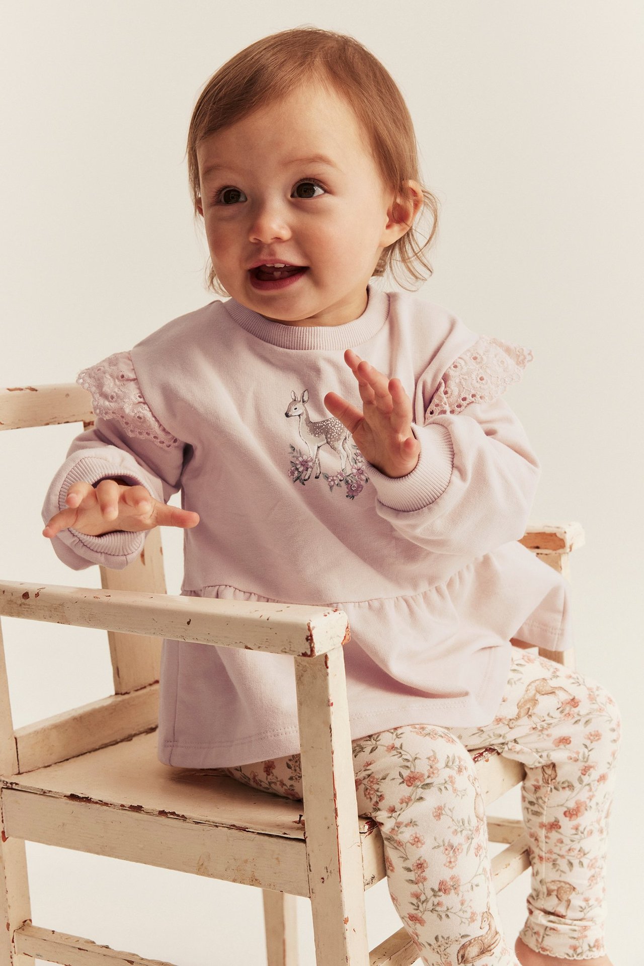 Sweatshirt med volanger - Lyserosa - 4