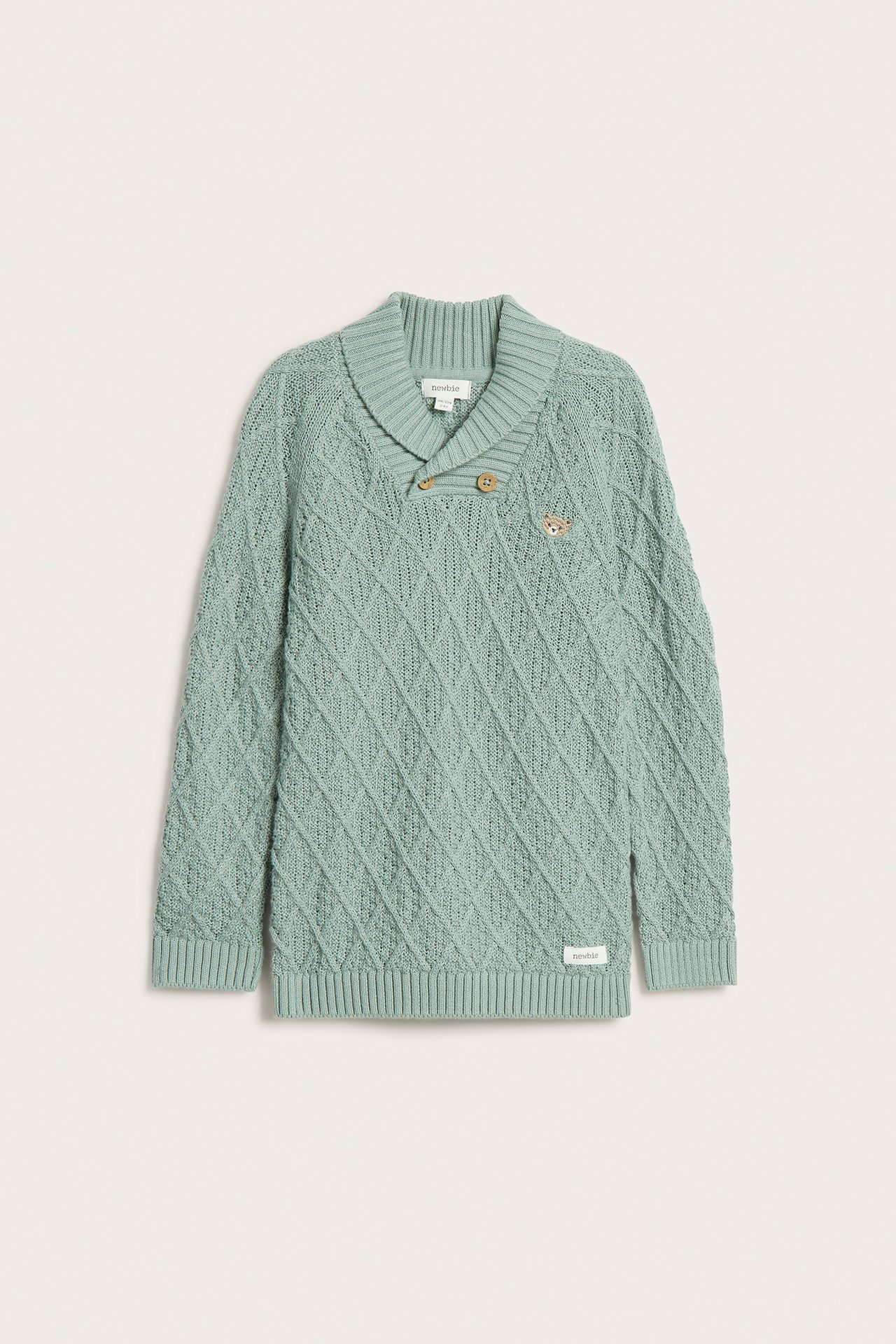 Strikkegenser med kosebamse