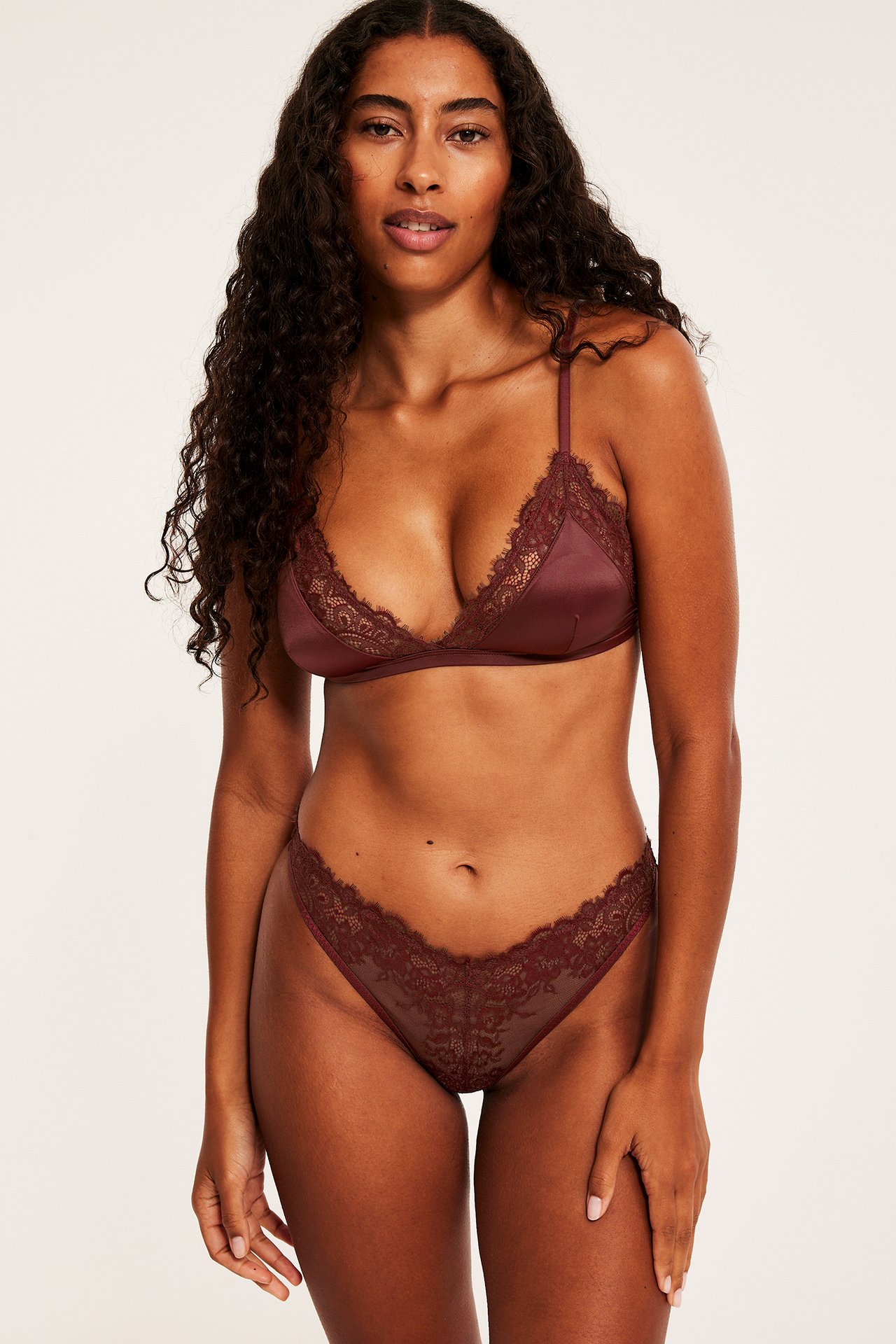 Bralette med blondekanter - Rød - 3
