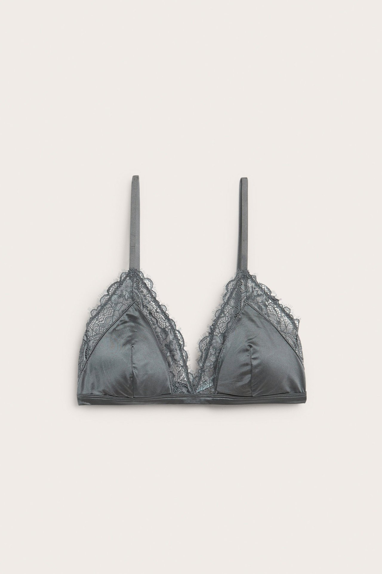Bralette med blondekanter