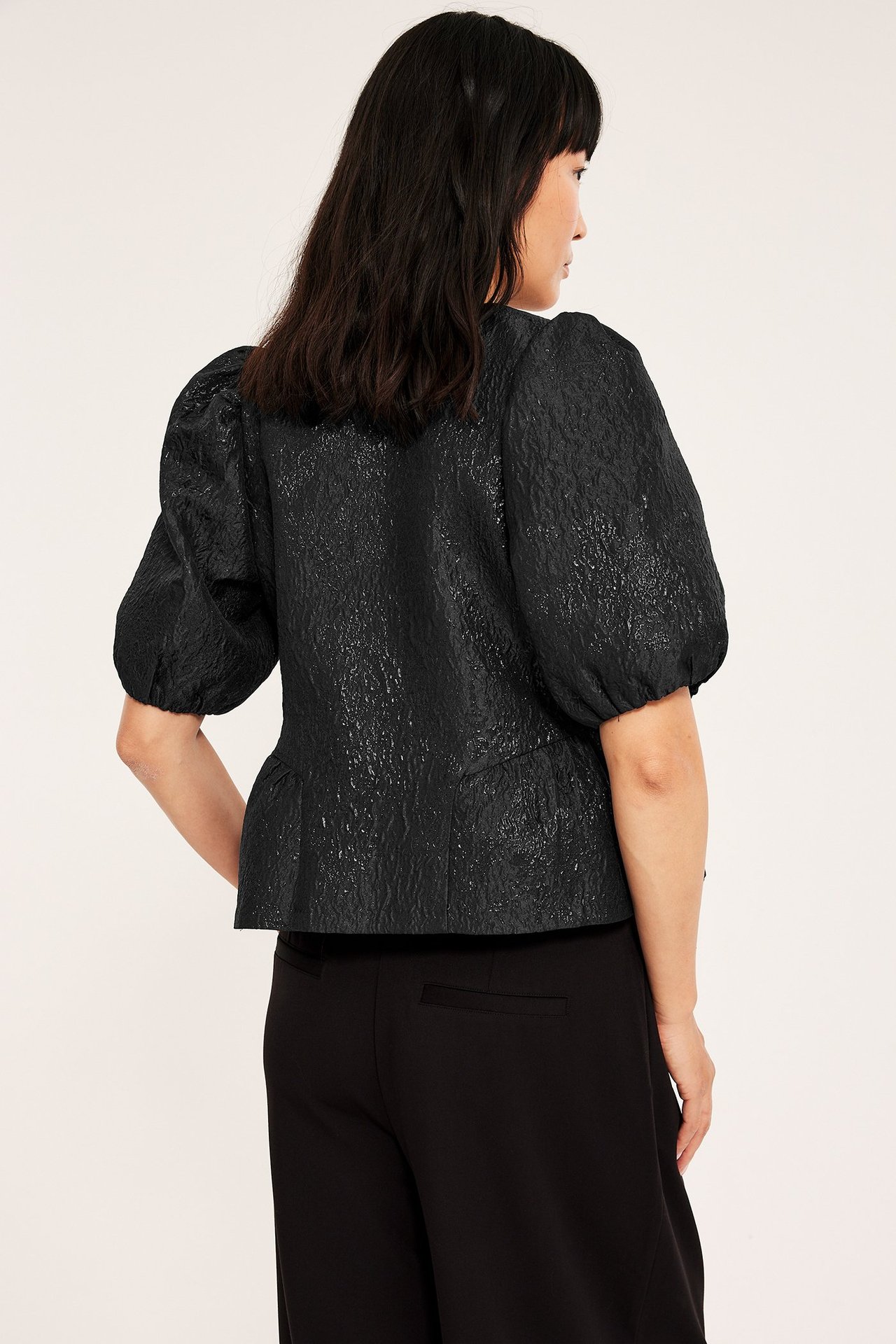 Blus med puffärm - Svart - 175cm / Storlek: S - 6