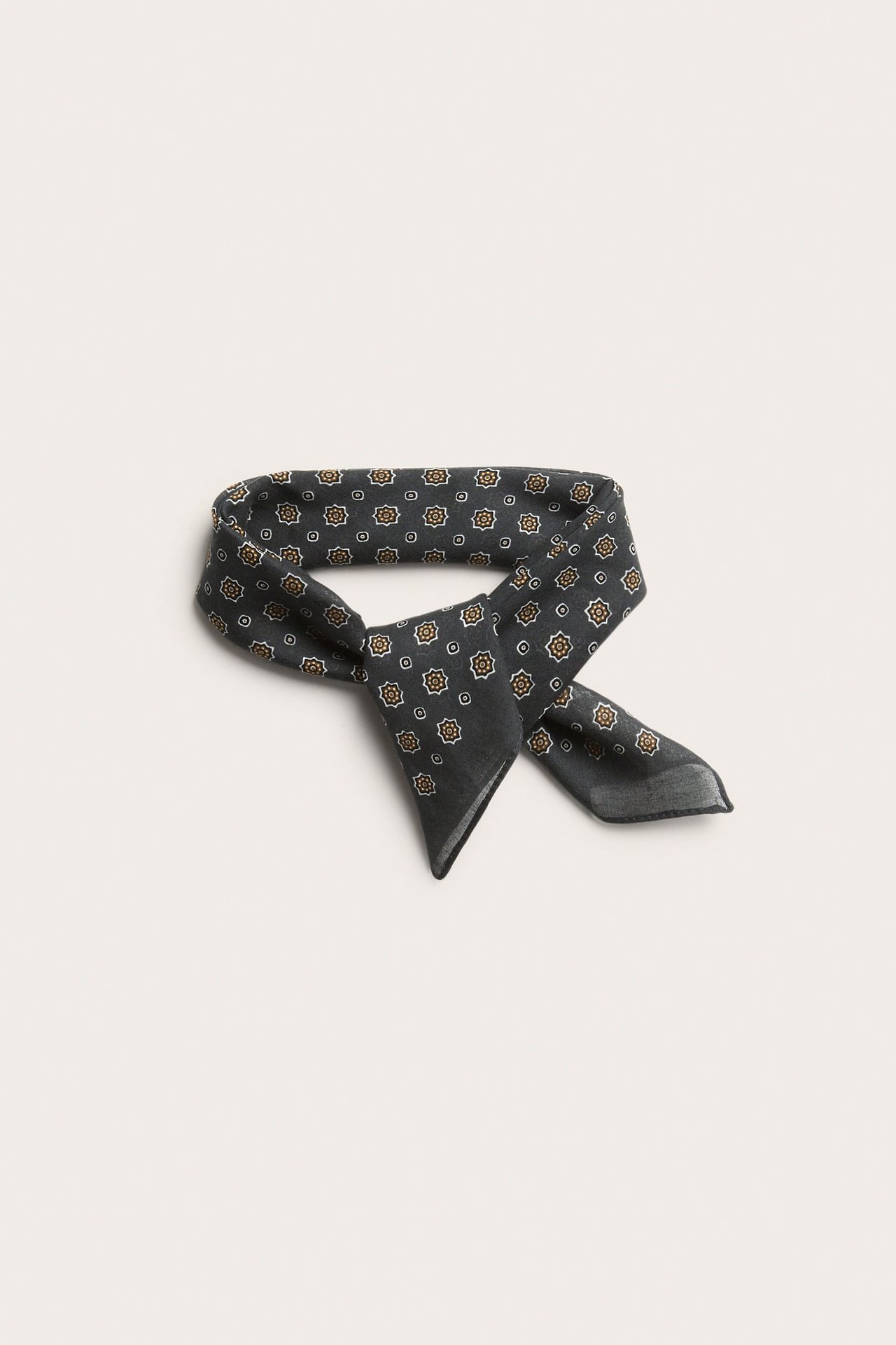 Mönstrad scarf