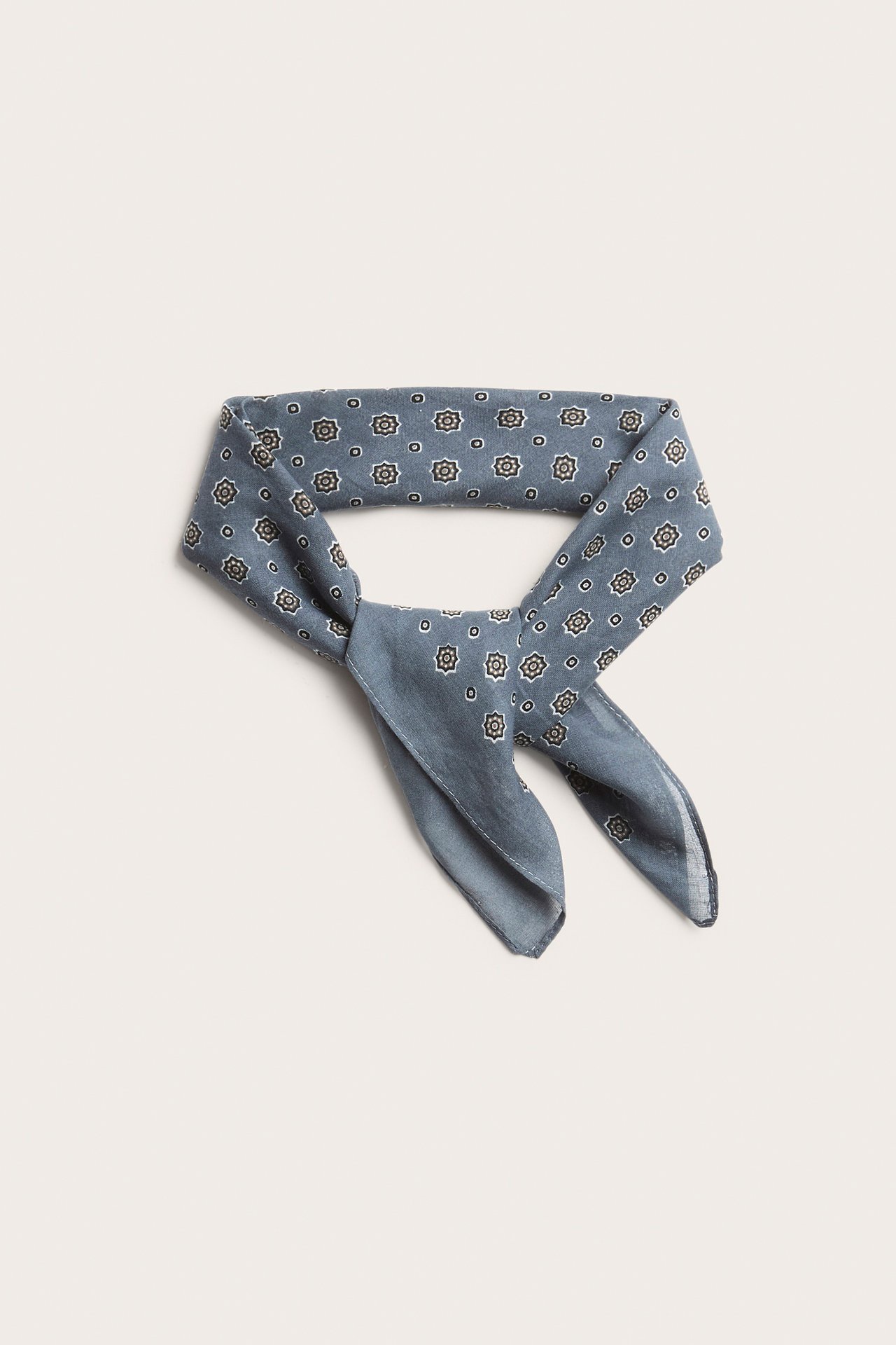 Mönstrad scarf