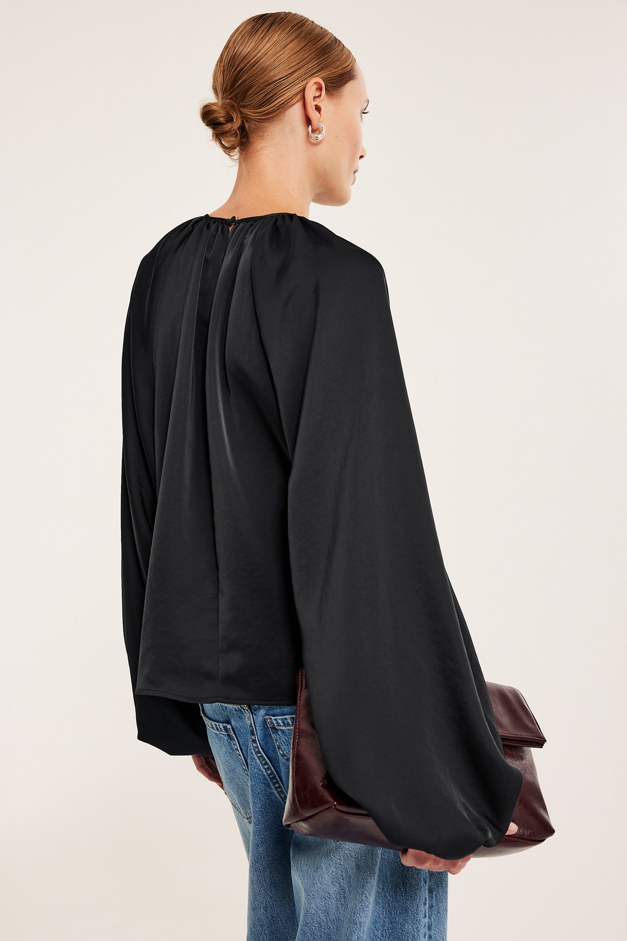 Blus med ballongärm - Svart - 6