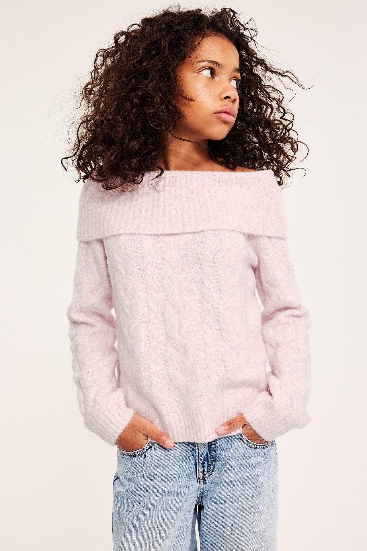 Kabelstickad off shoulder-tröja