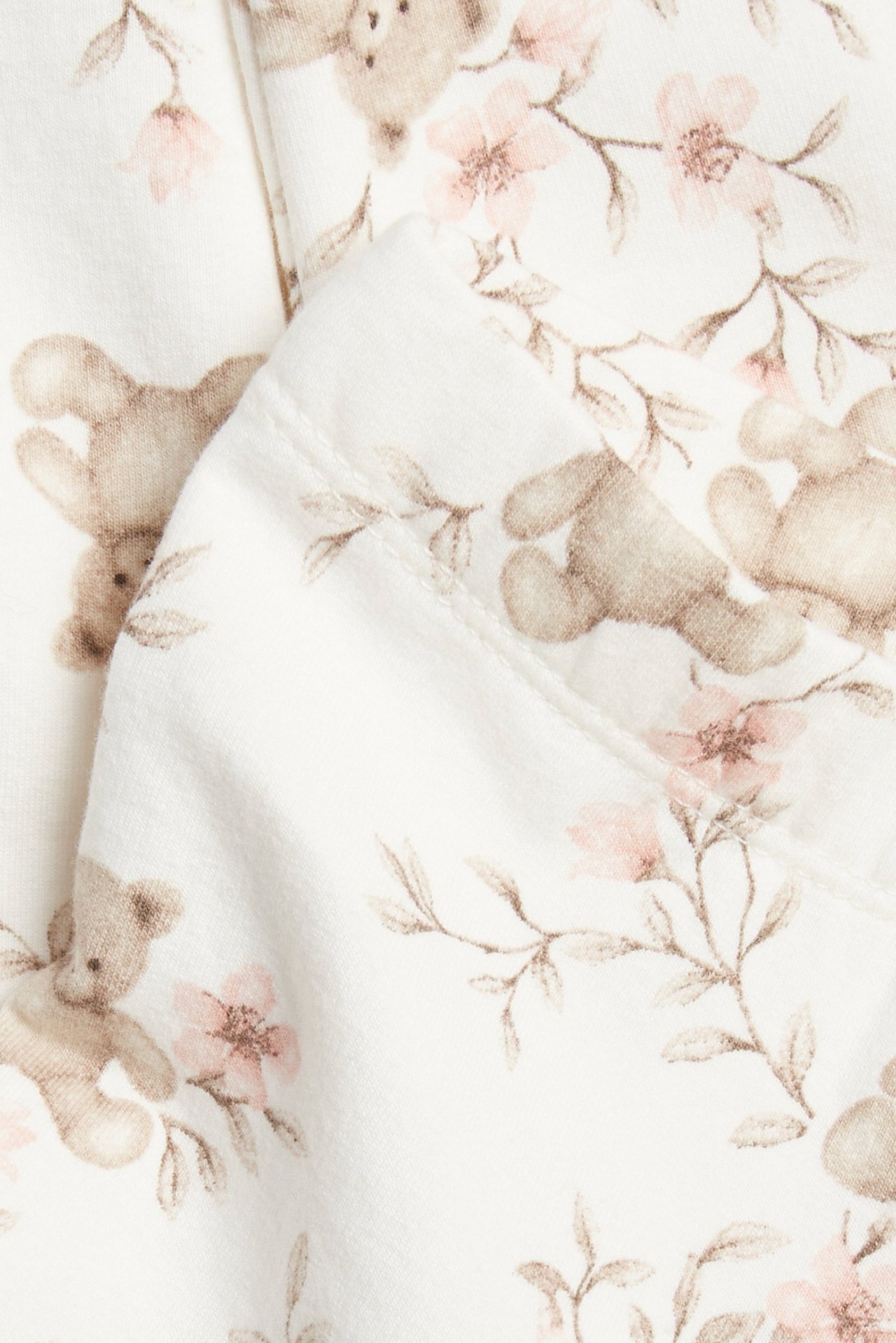 Leggingsit, joissa on harjattu sisäpuoli