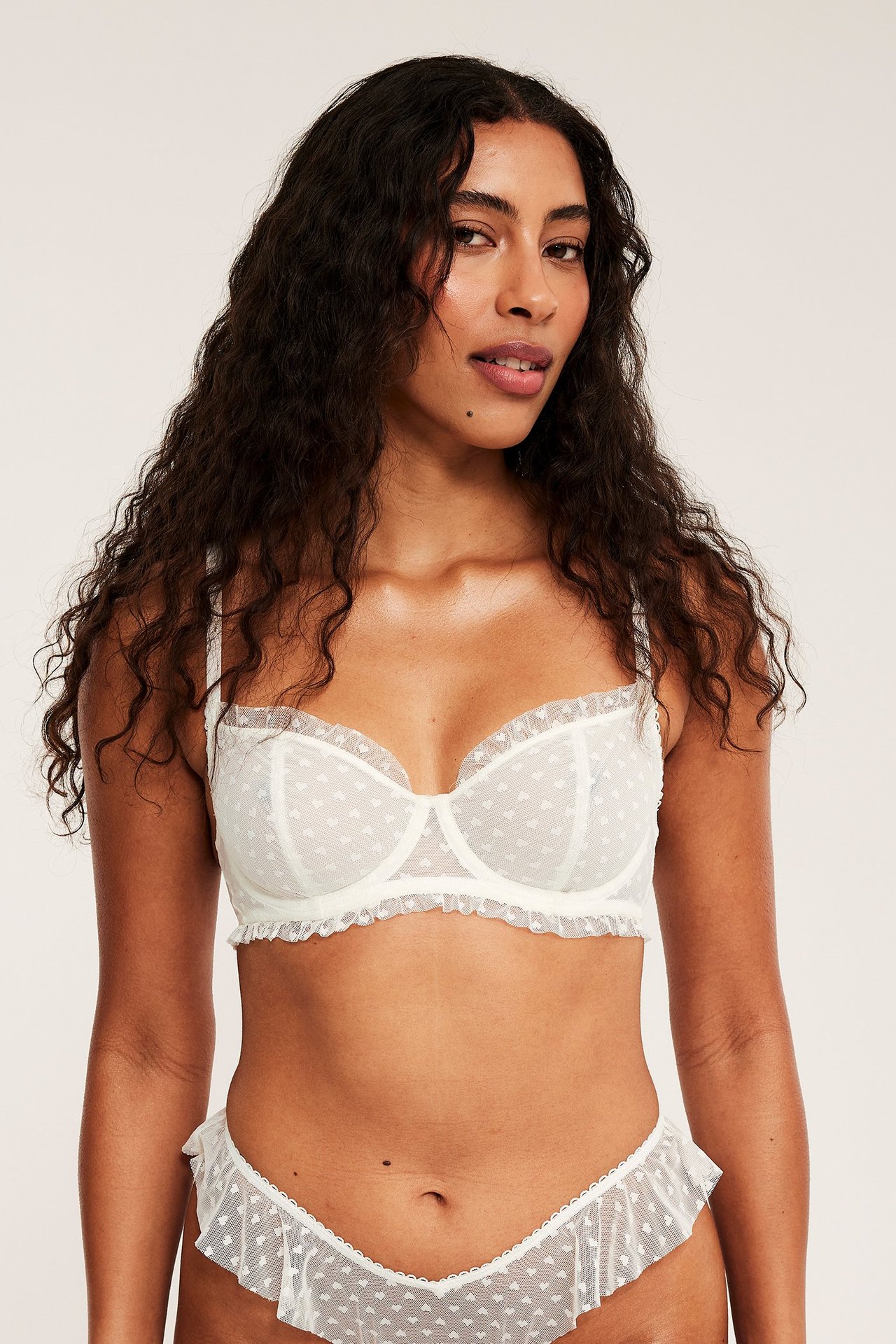 Sydänkuvioiset rintaliivit