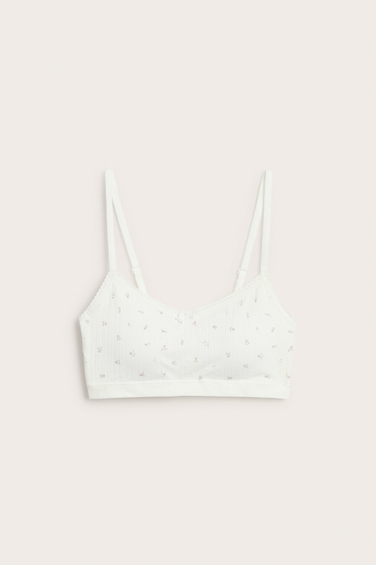 Hvit seamless bh med blonde-detaljer, mønster, uten bøyle, avtakbar padding.