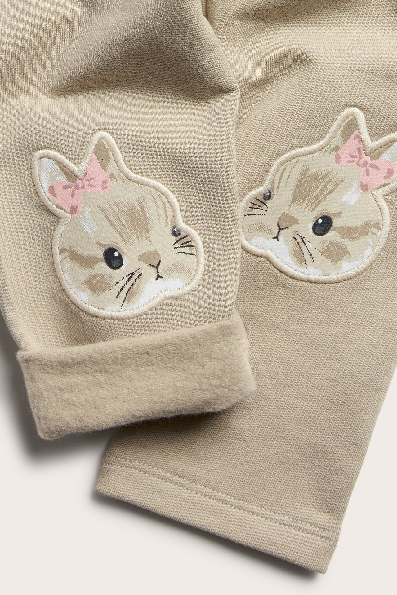 Lämpimät leggingsit