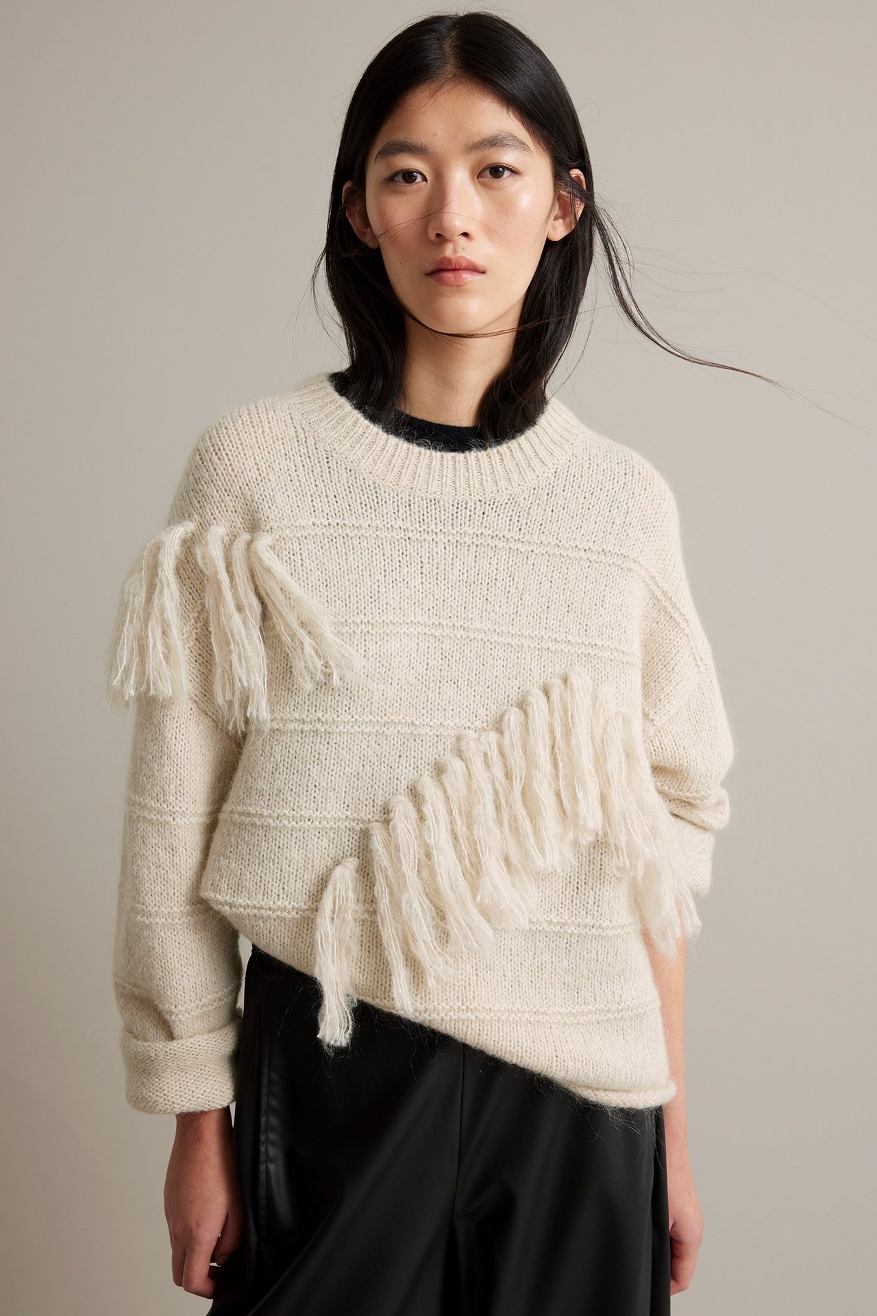 Strikkegenser med frynser - Lys beige - 4