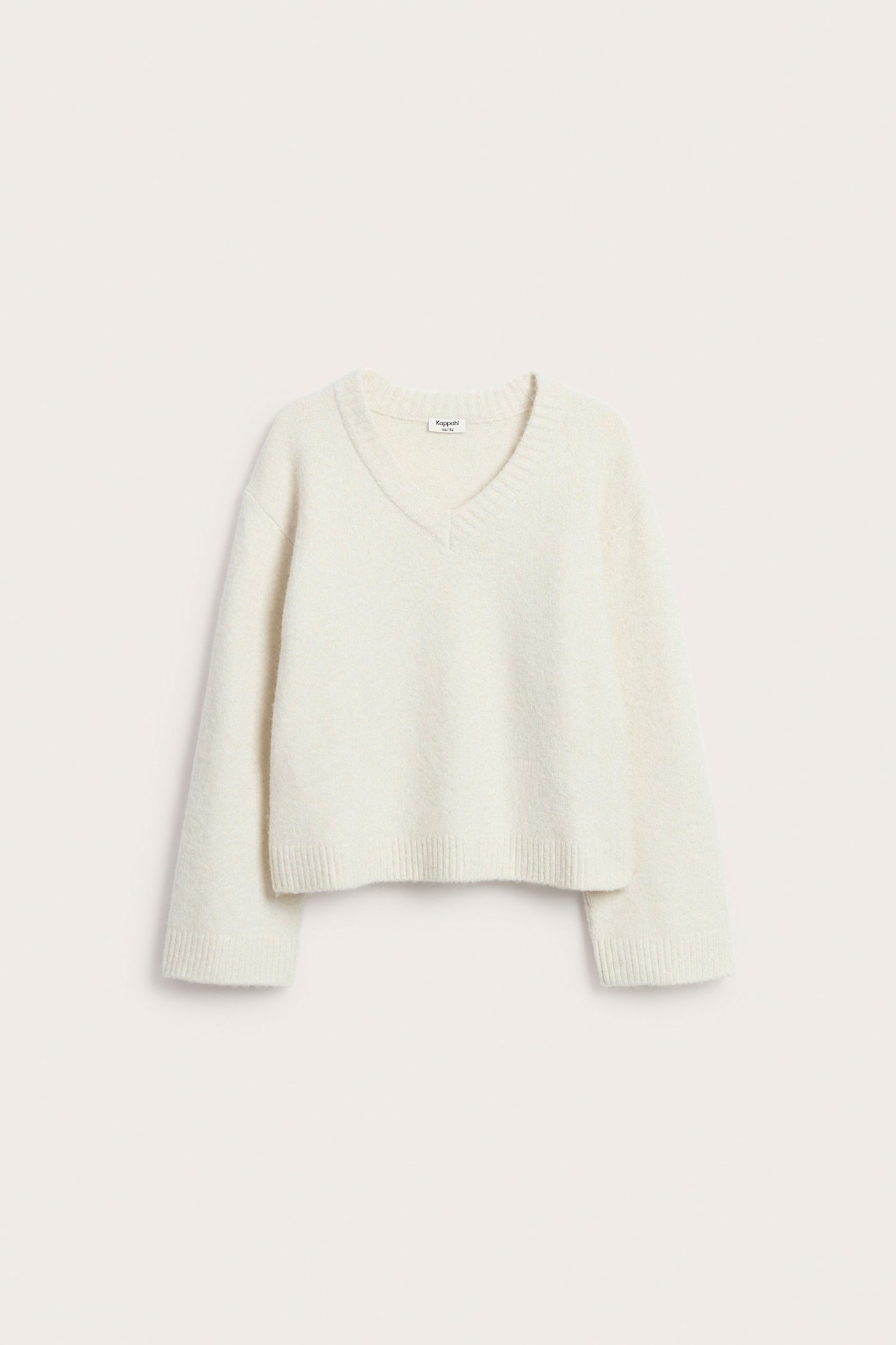 Frontvy av en barns offwhite melerad stickad v-ringad tröja med ribbstickade kanter.