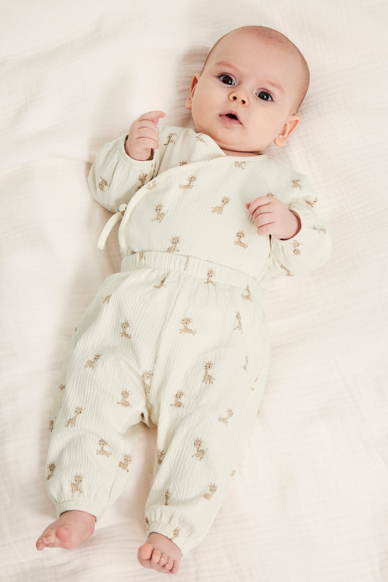 Kirahvikuvioiset housut