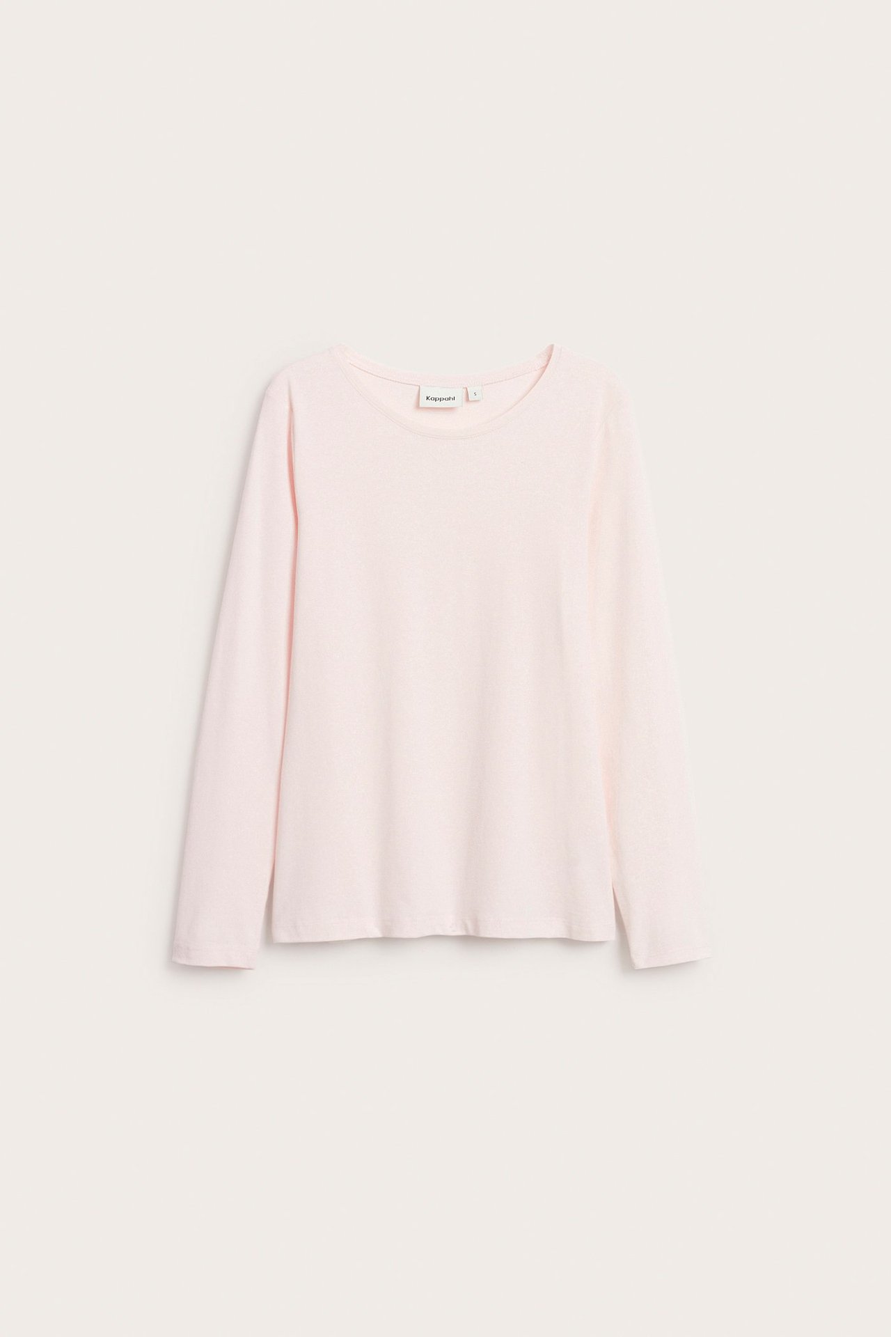 Widok z przodu: jasnoróżowa, jednokolorowa, bawełniana bluzka z długim rękawem i okrągłym dekoltem.
