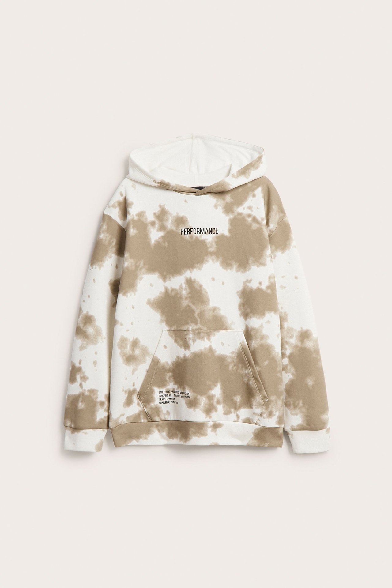 Edestä: Lasten valkoinen ja beige tie-dye huppari hupulla, kengurutaskulla ja rintapainatuksella.