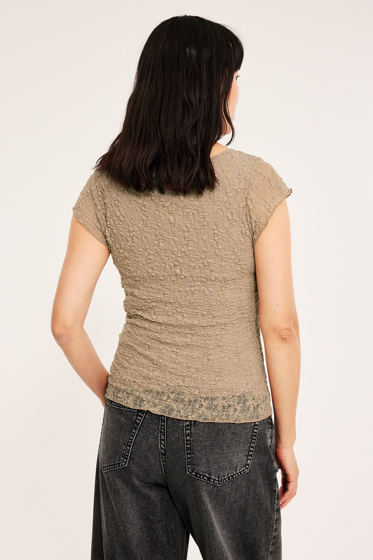 Kortermet topp i blonder - Beige - 6