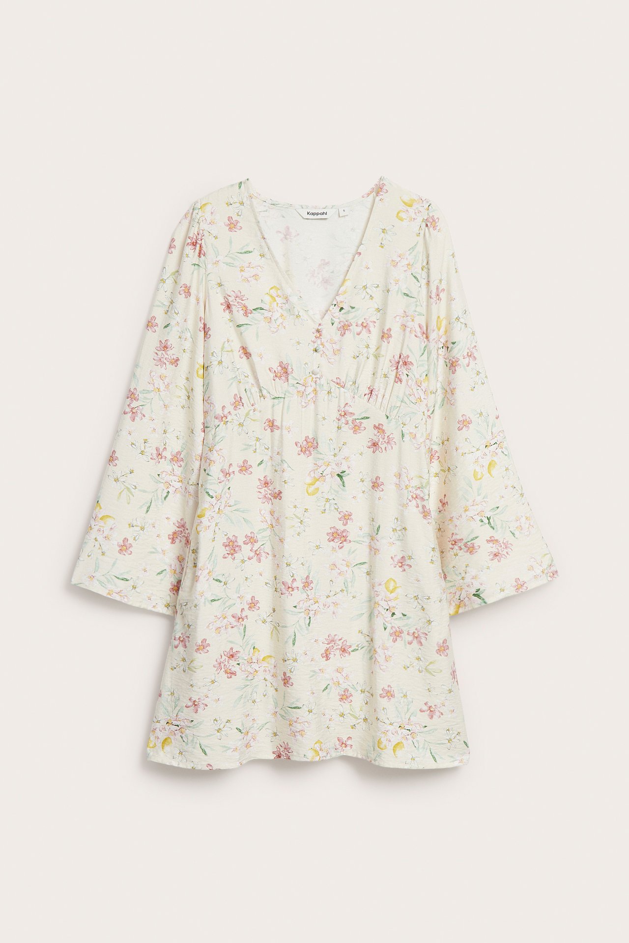 Frontvisning: Lys beige blomstret A-formet kort kjole med V-hals, knapper foran og volangermer.