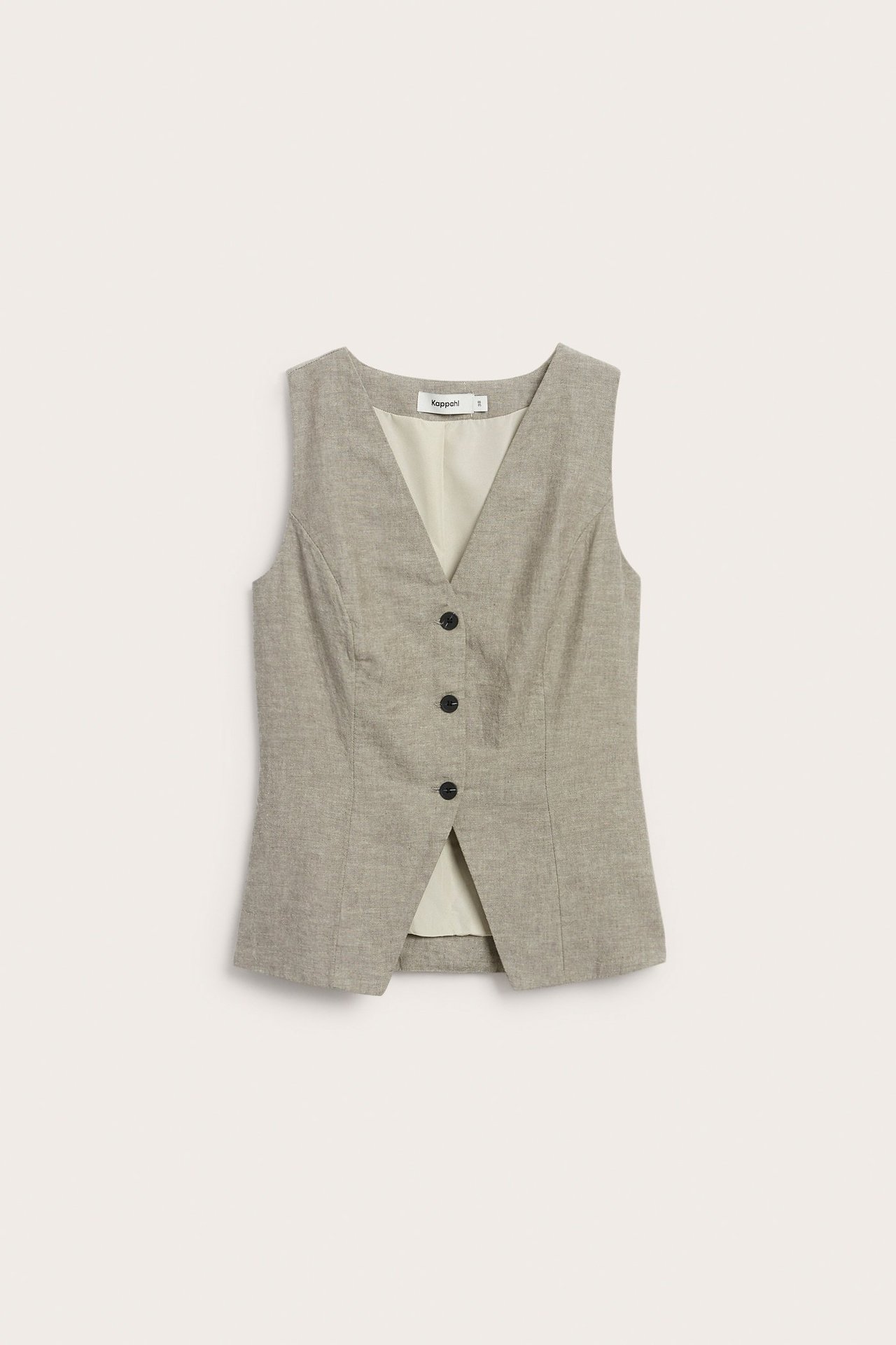 Forfra, melert lysebrun damevest i linblanding, med V-hals og tre mørke knapper.