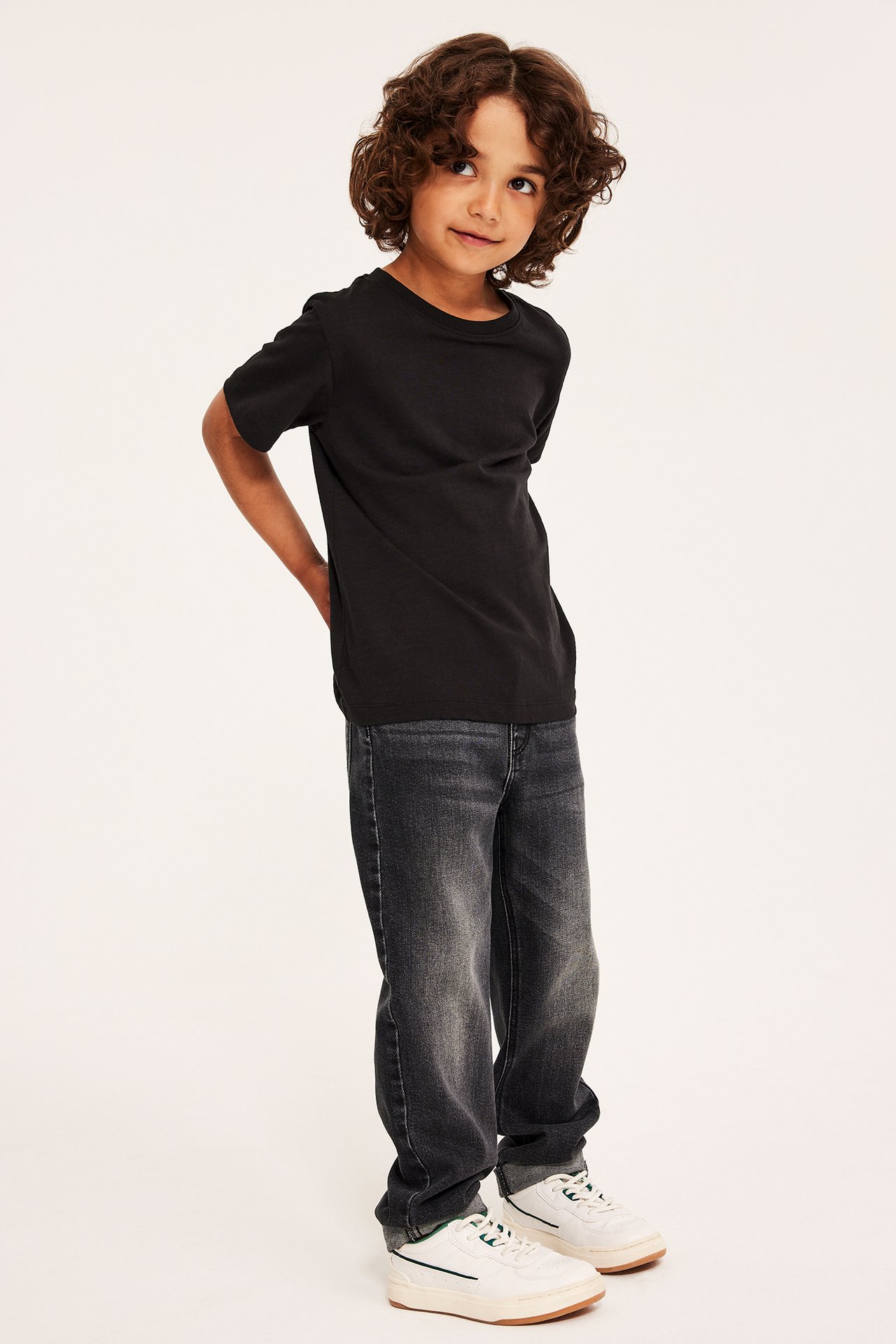 T-shirt - Svart - 5