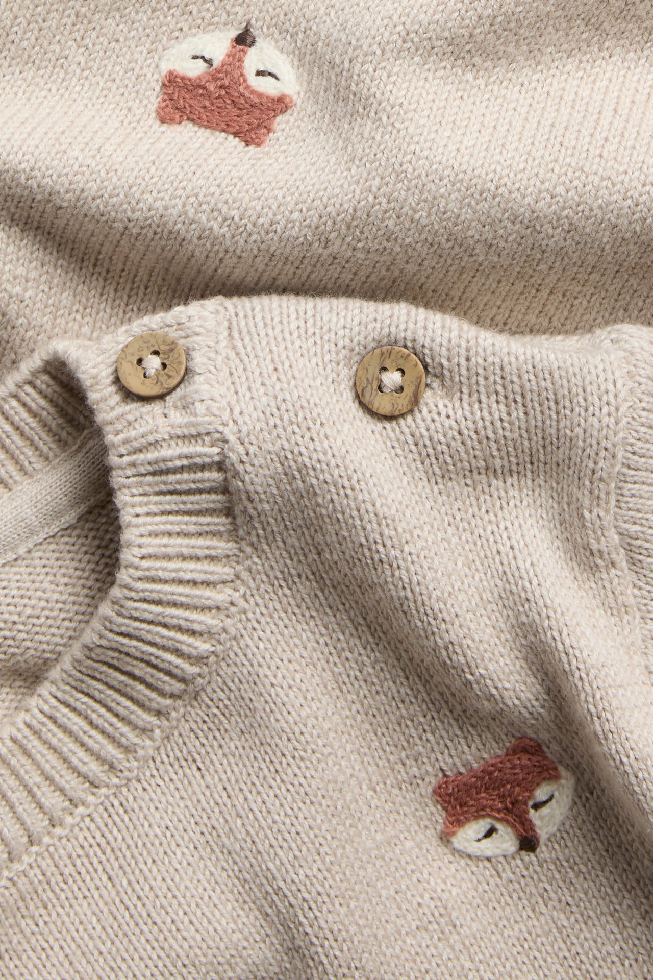 Stickad tröja med broderade rävar - Melerad beige - 1