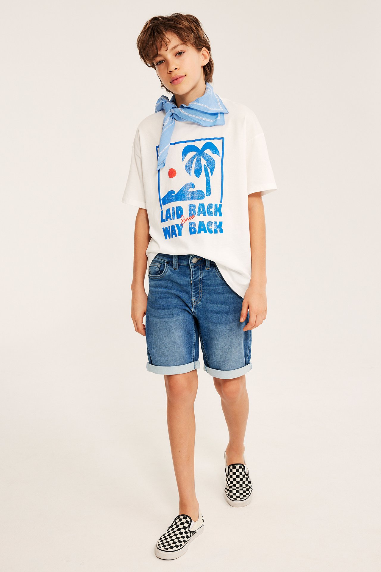 Joustavat farkkushortsit collegedenimistä