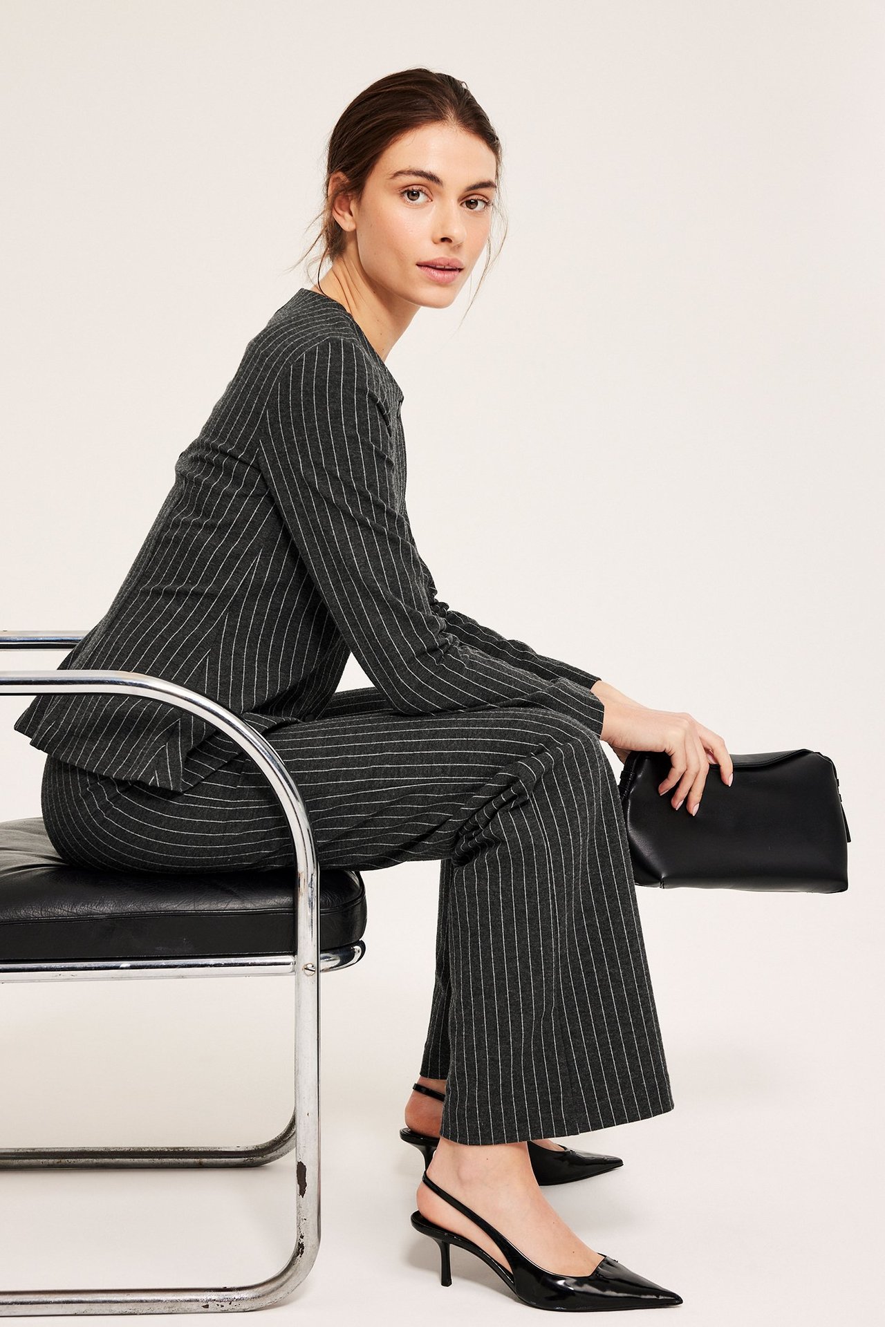 Marynarka w prążki