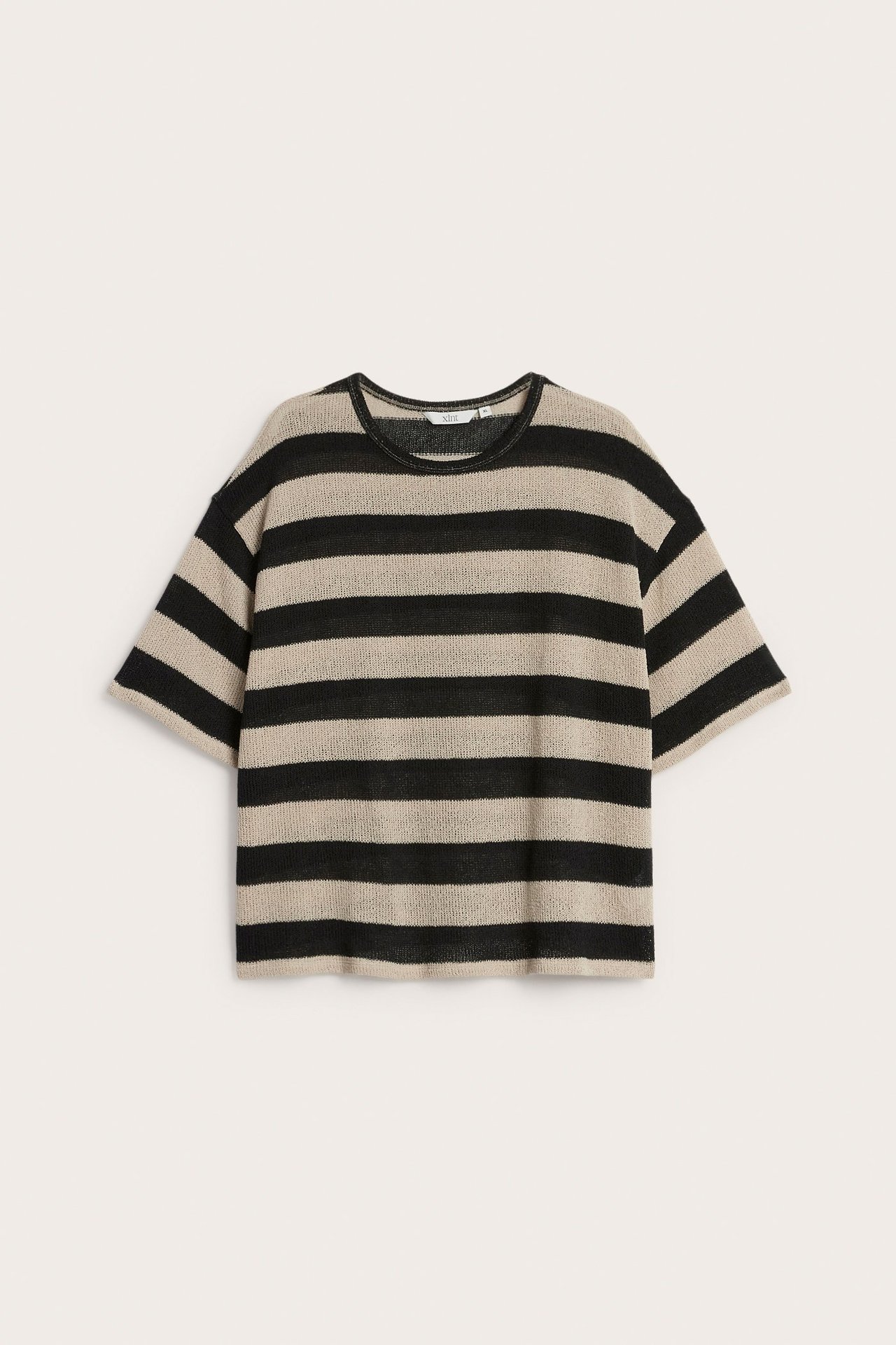 Sweter z dzianiny, z krótkimi rękawami