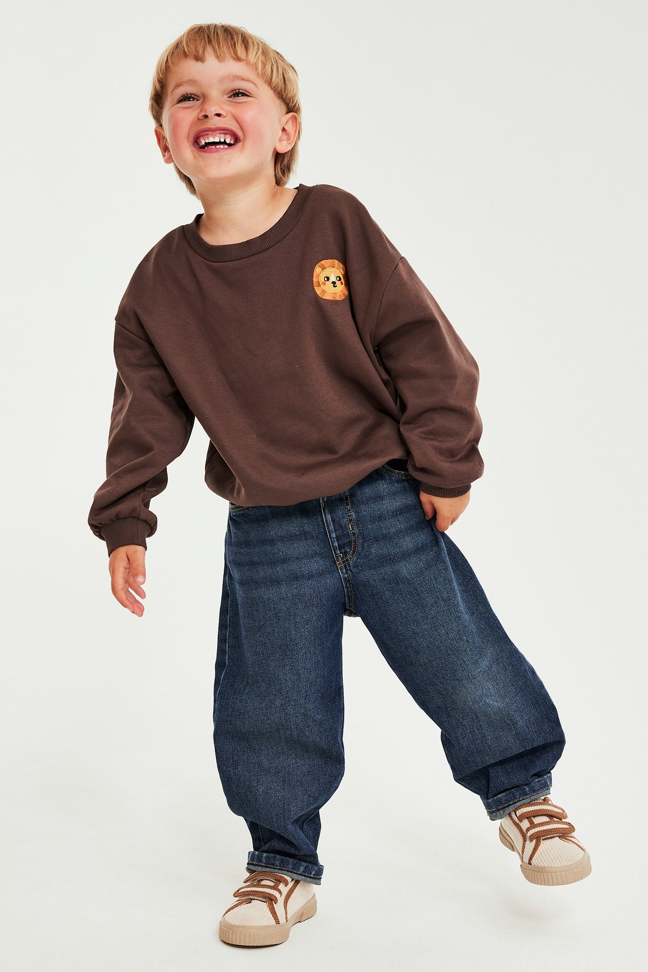 Jeans med barrel fit - Mörkblå - 4