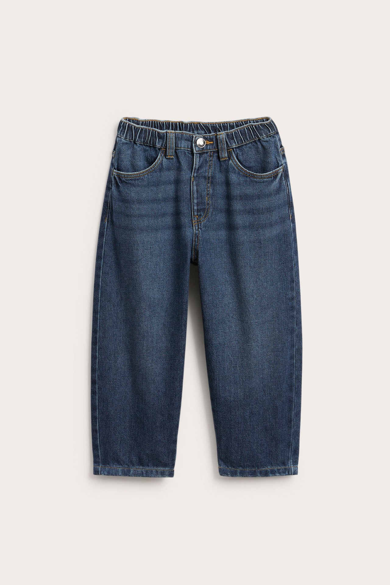 Jeans med barrel fit