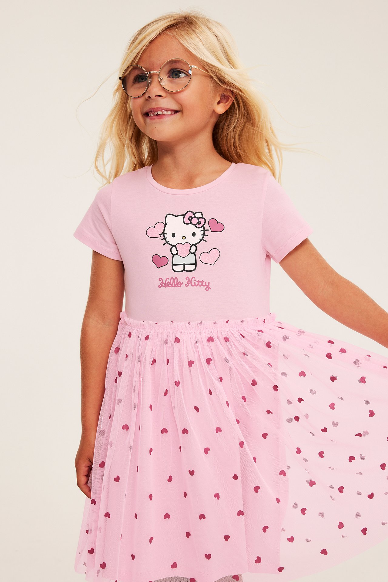 Klänning med tyllkjol och Hello Kitty motiv