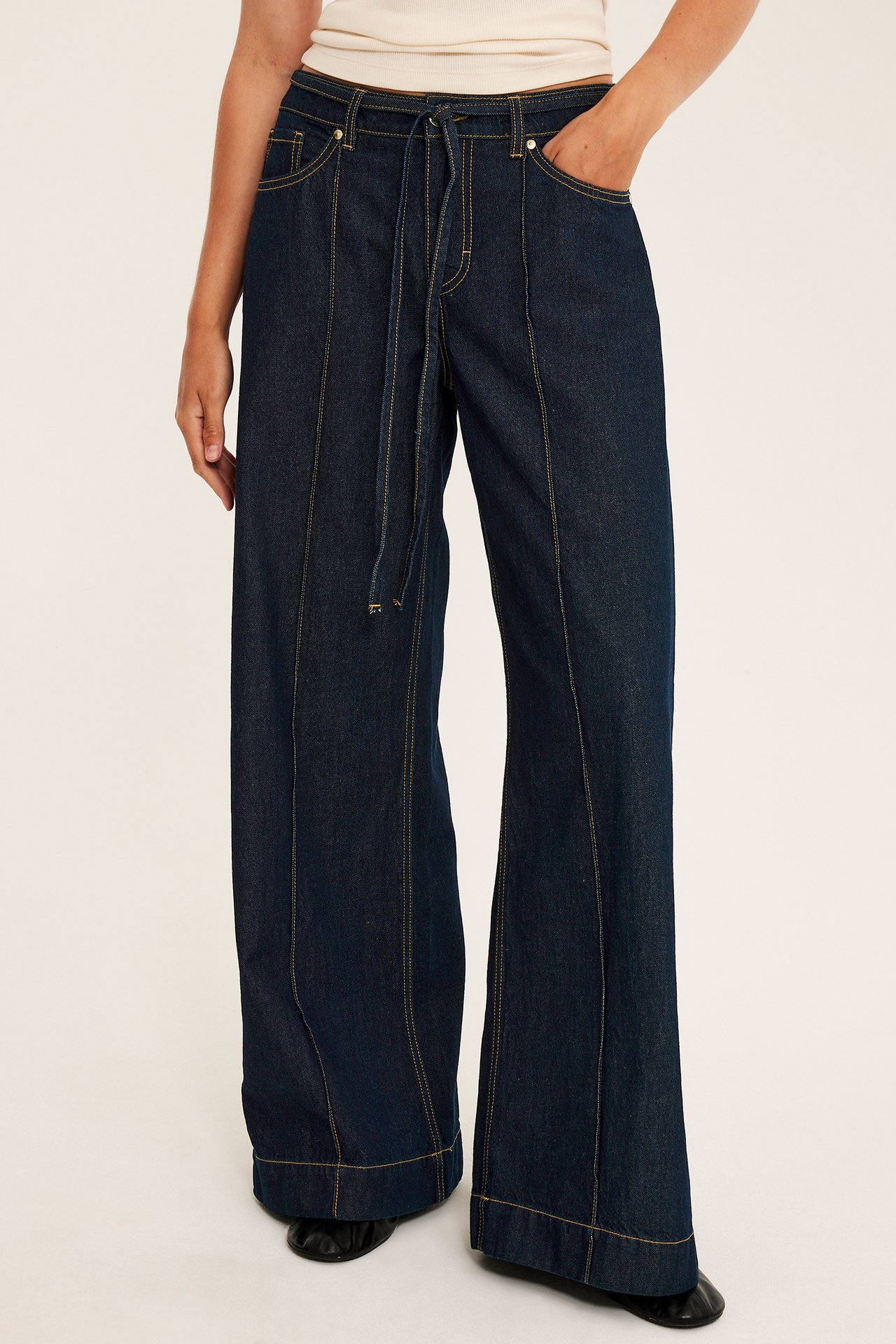 Vida jeans med högmidja