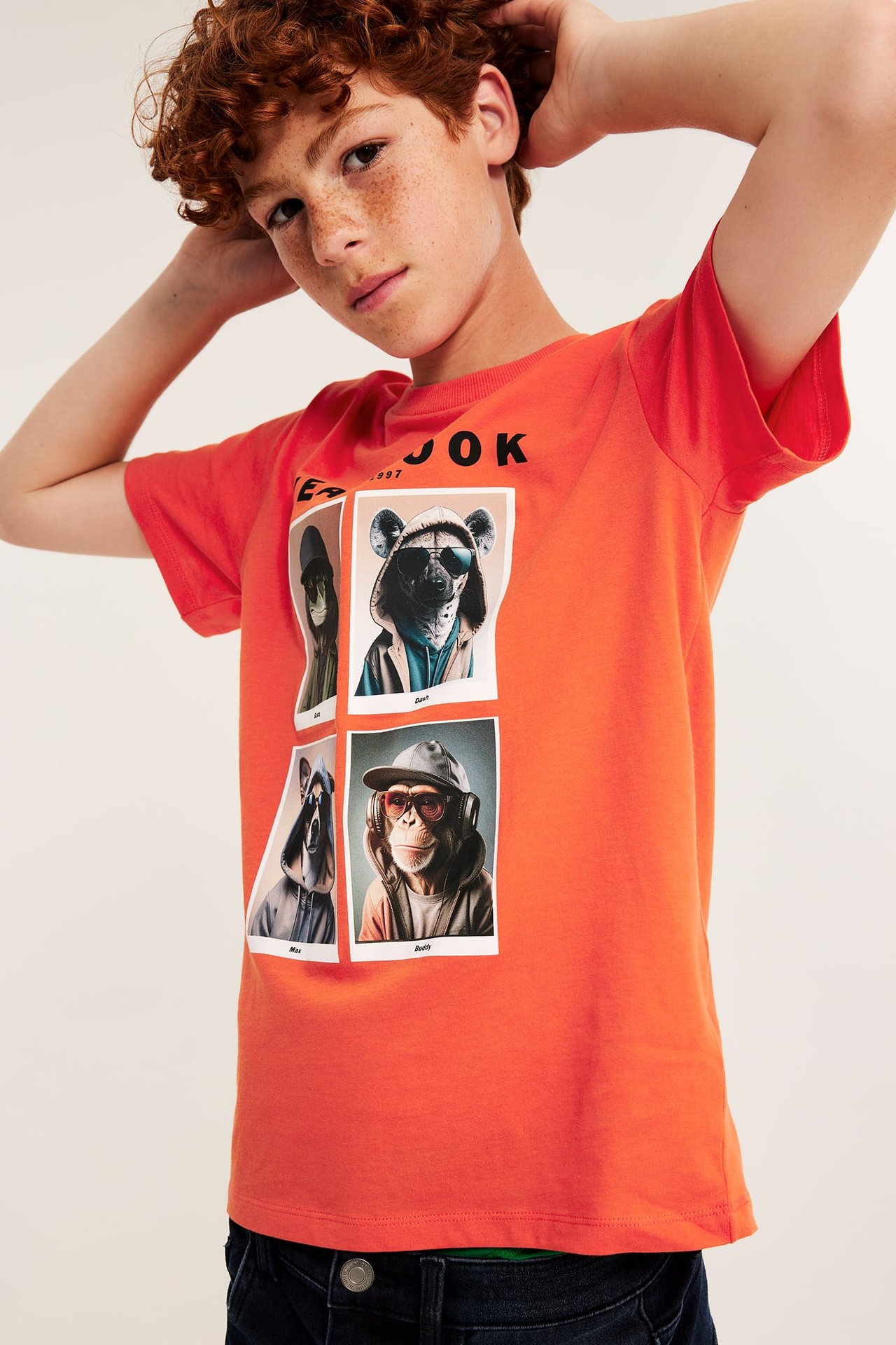 T-shirt z nadrukiem w zwierzęta, z bawełnianej dzianiny