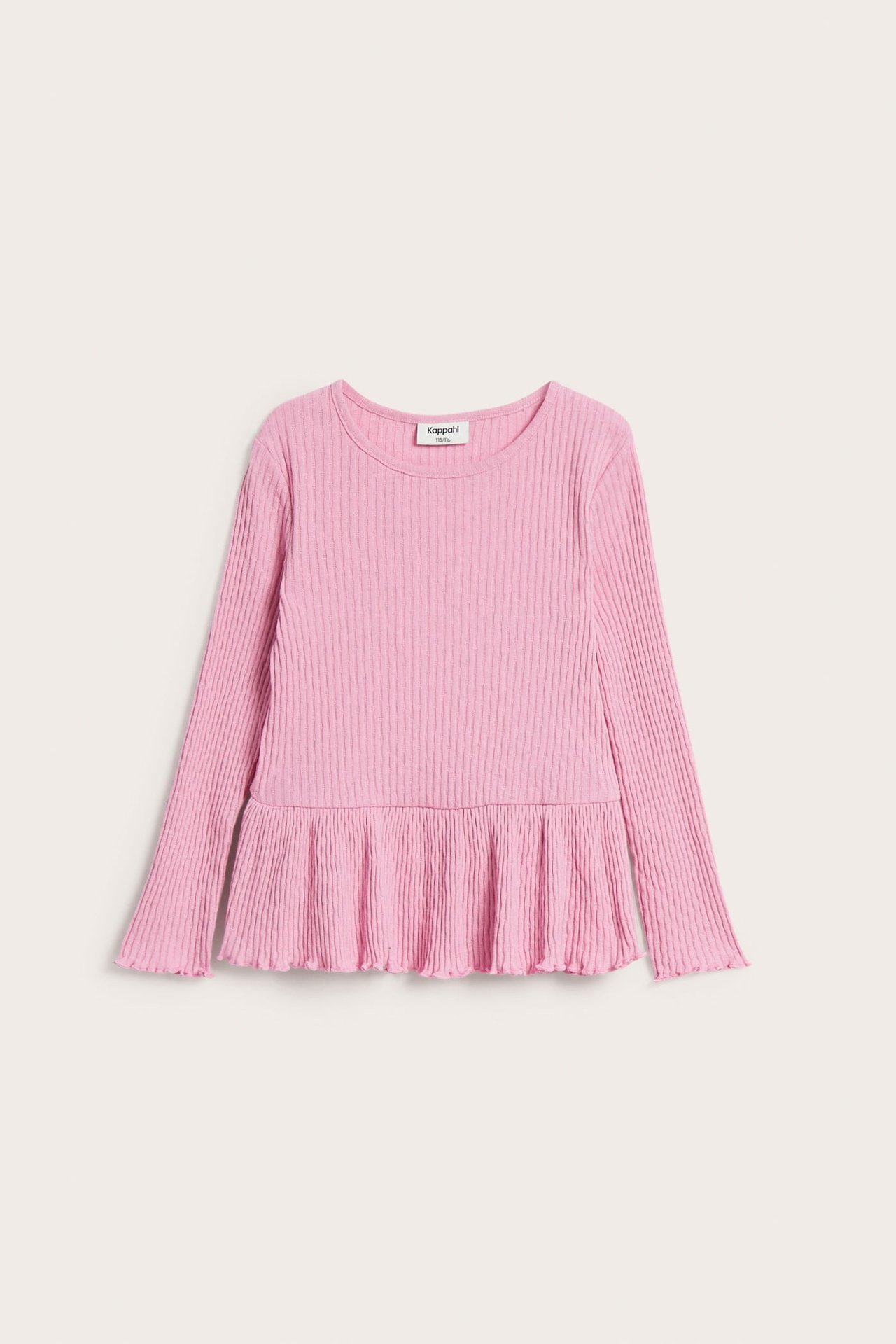 Różowy prążkowany długi rękaw peplum top z babylockiem przy rąbku i mankietach, widok z przodu.