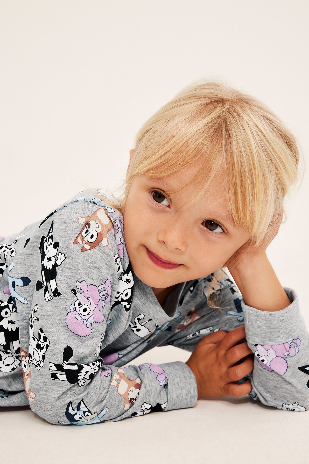 Langermet pyjamas med Bluey-motiv
