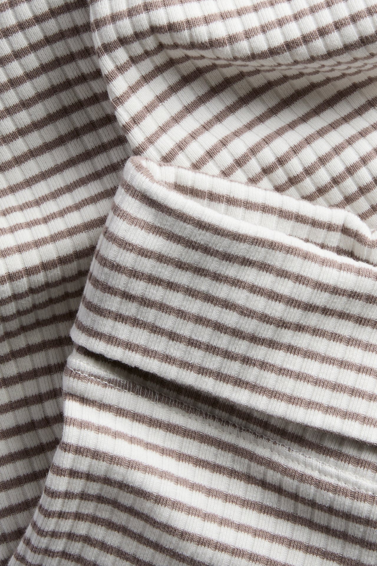 Prążkowane legginsy