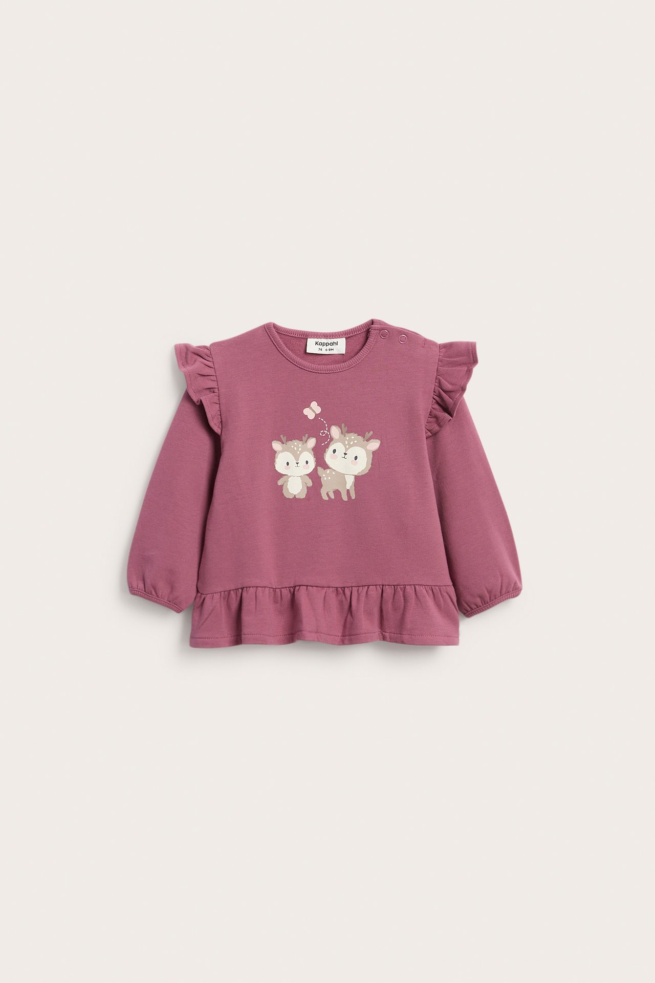 Framsida, babytröja i magenta med lång ärm, volanger och broderade rådjur.