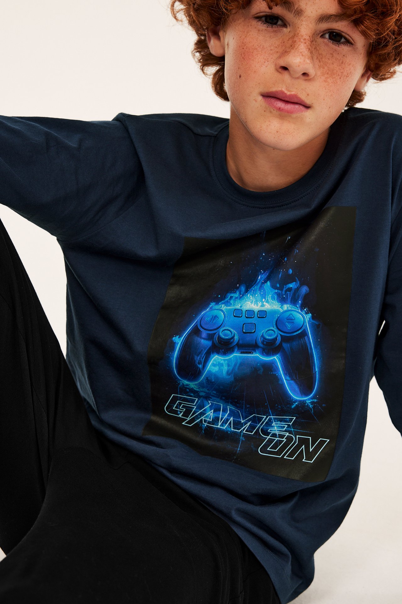Långärmad pyjamas med gamingtryck