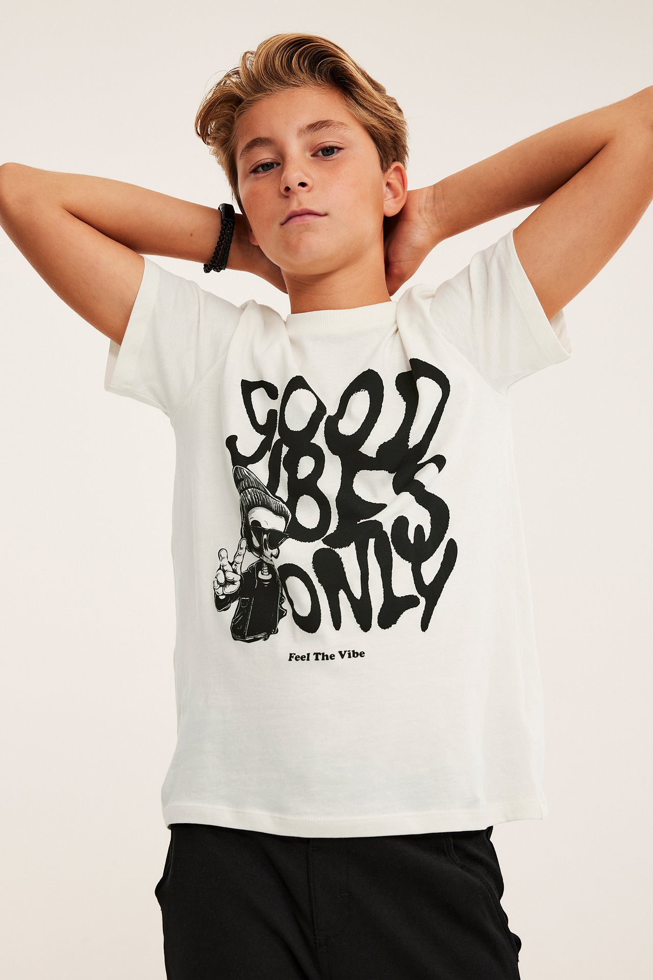 T-shirt med tryck fram