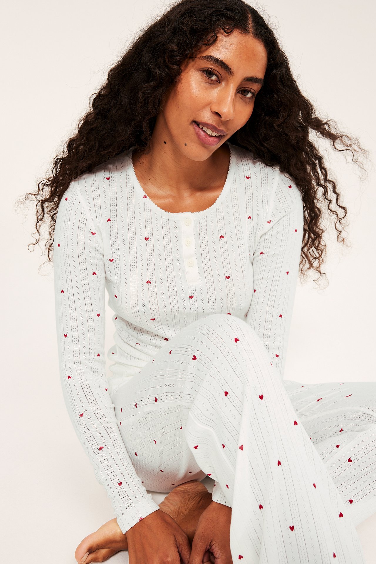 Sydänkuvioinen pyjamapaita