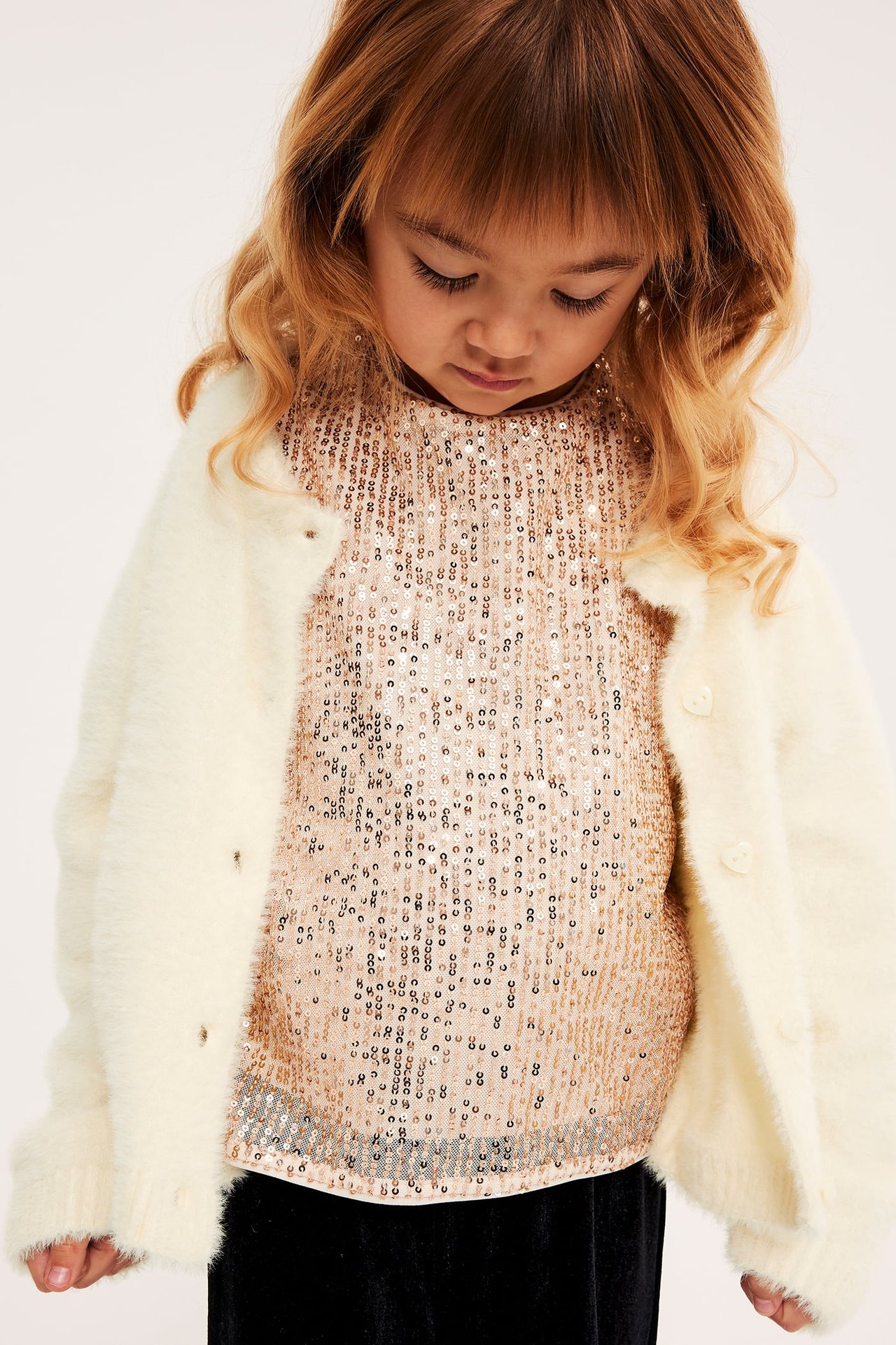 Neuletakki feather yarn -langasta ja sydännapeilla - Luonnonvalkoinen - 4