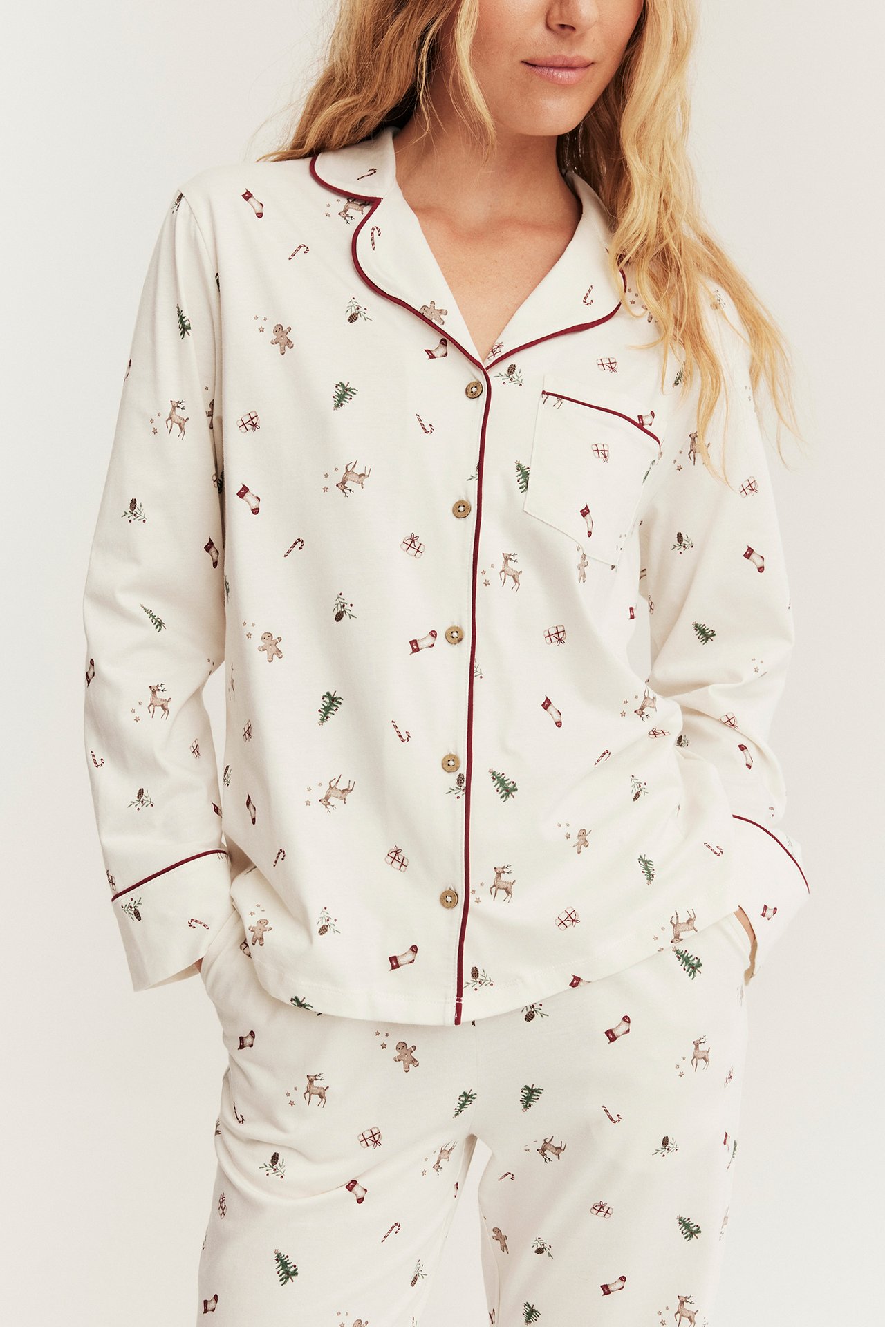 Newbie Womanin jouluaiheinen pyjama